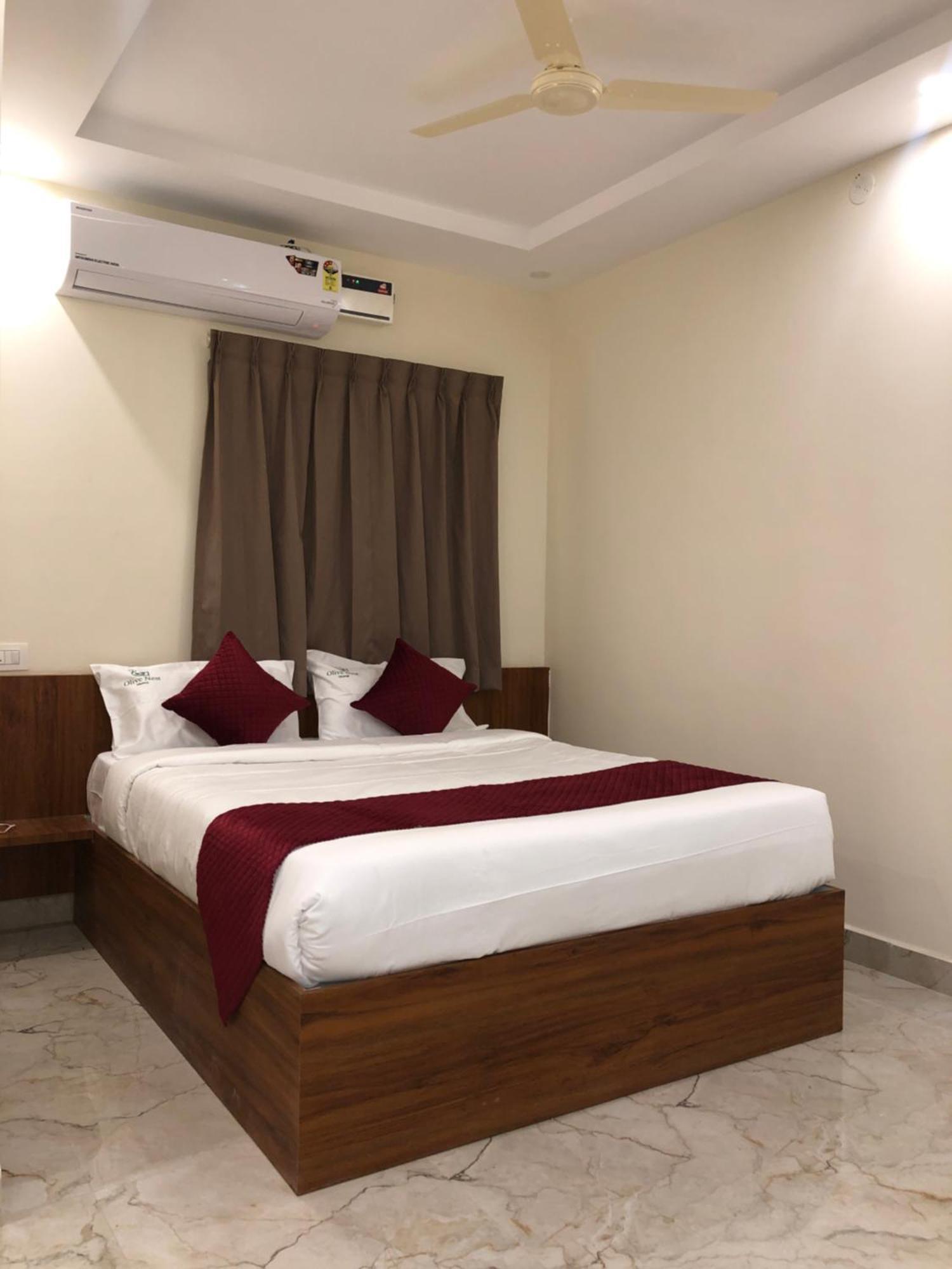 Olive Nest- Bus Stand- 300 Meters, Railway Station- 400 Meters Hotel