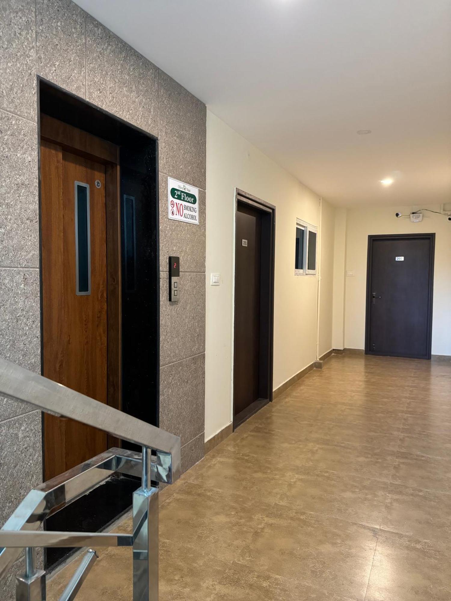 Hotel Olive Nest- Bus Stand- 300 Meters, Railway Station- 400 Meters 3*