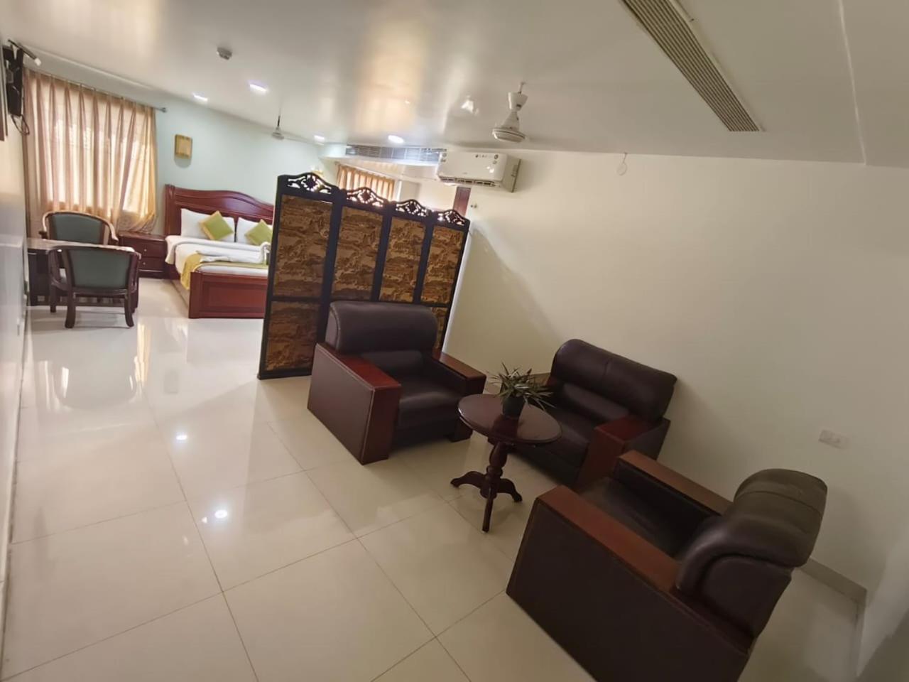 Hotel Park Niveda Tirupati