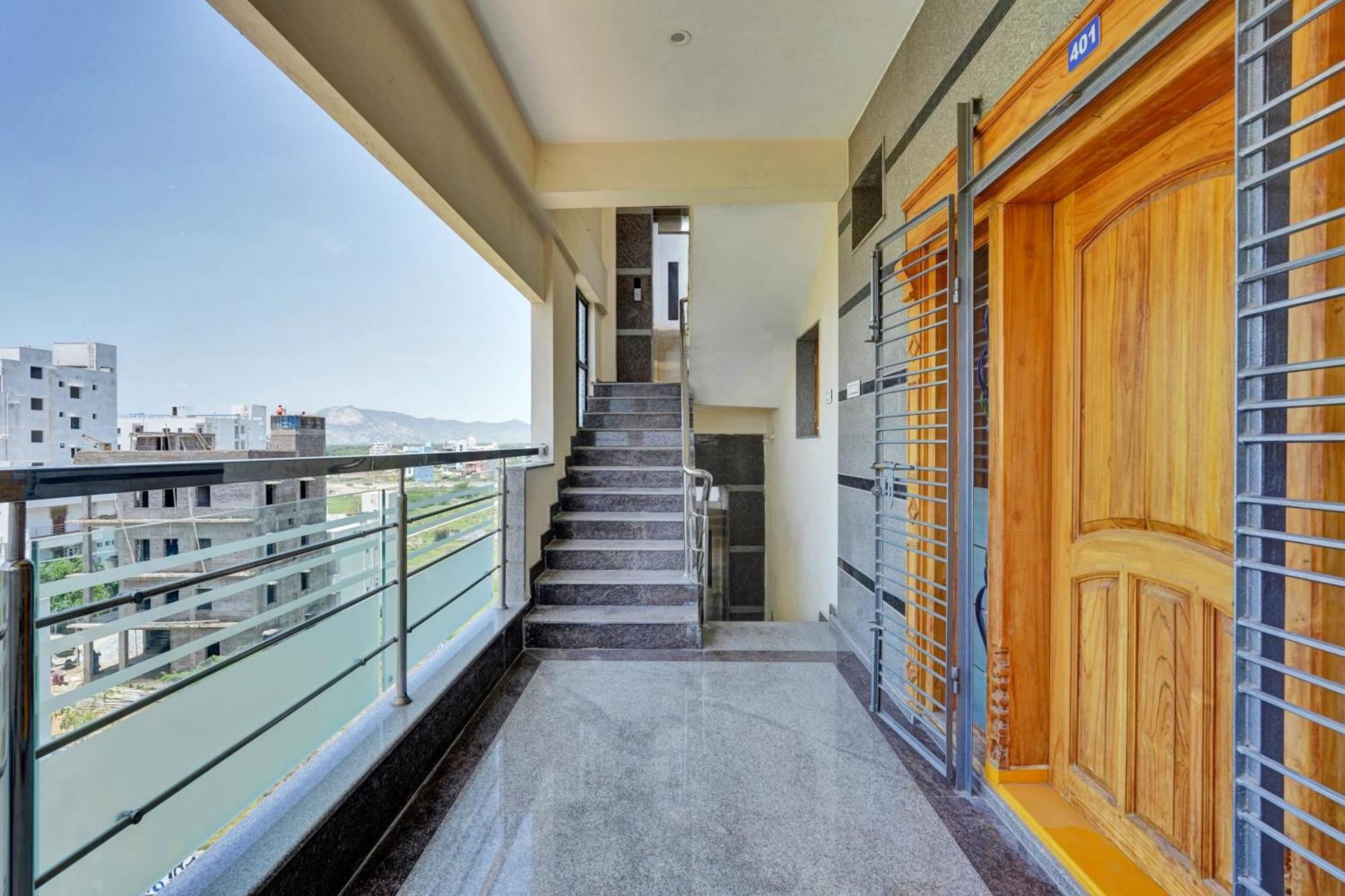 O Skv Residency Service *