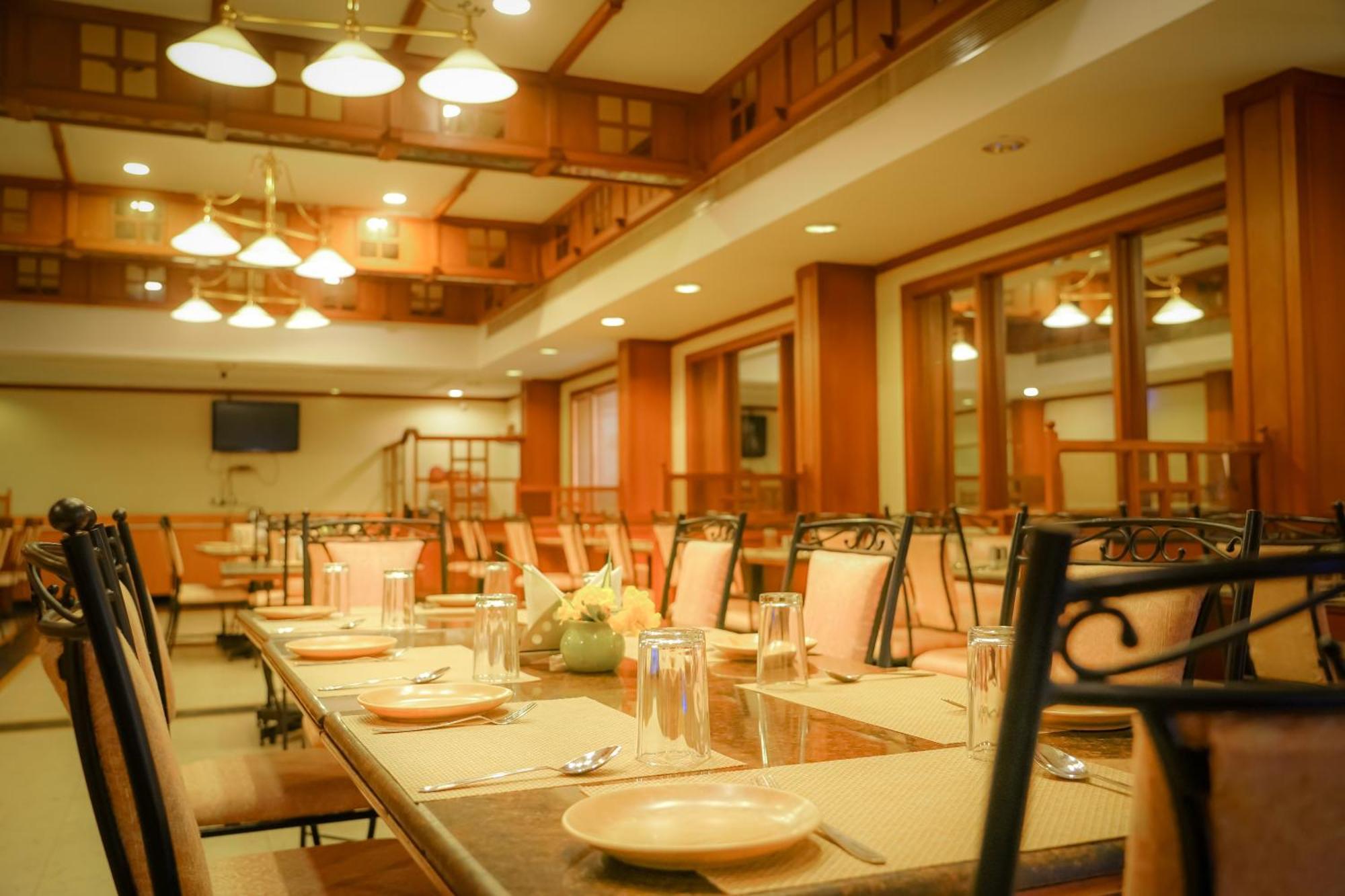 Kalyan Residency 3*