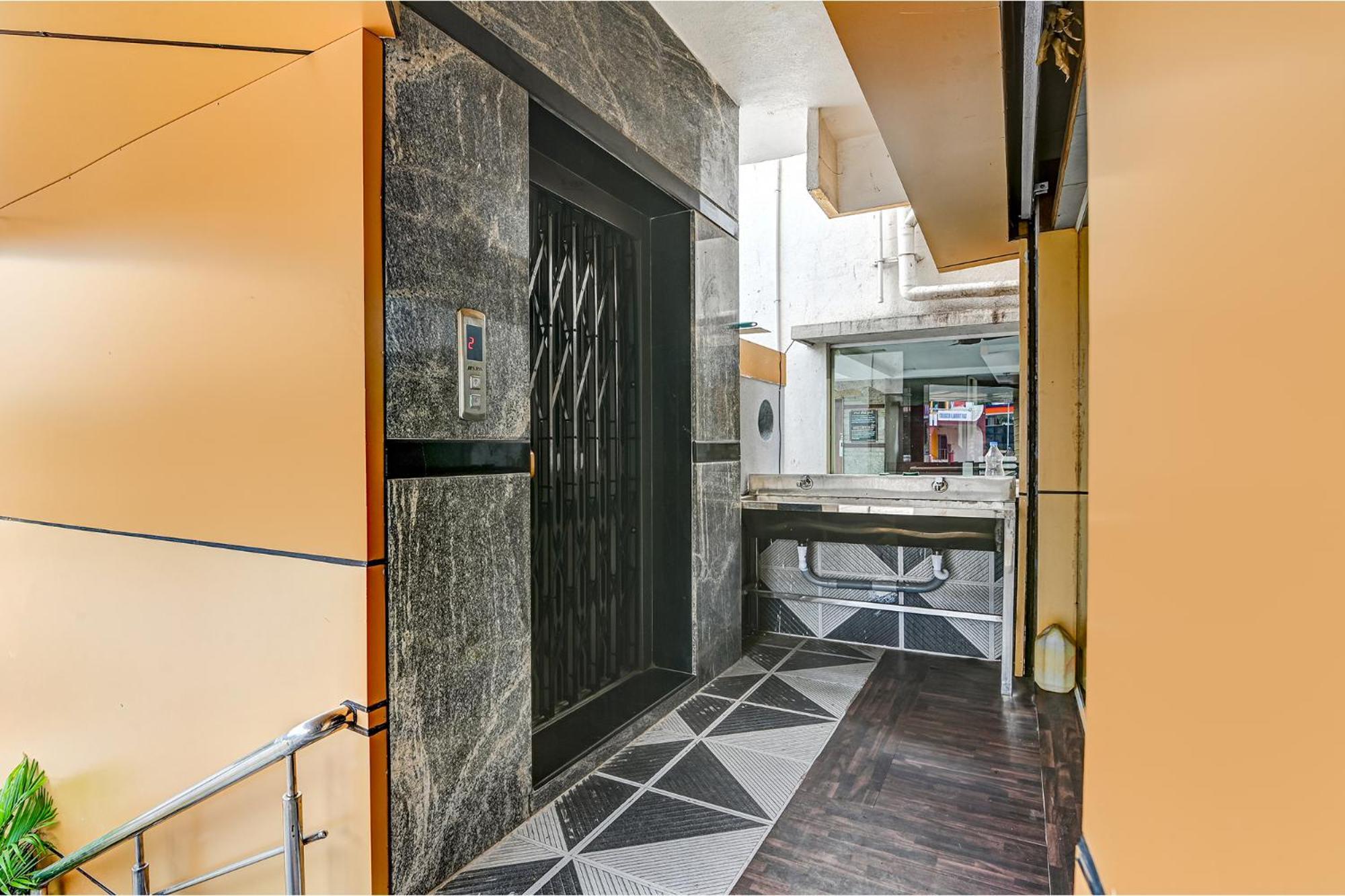 Hotel Fabhotel Srinivasa - Nr Alipir Pc 3*