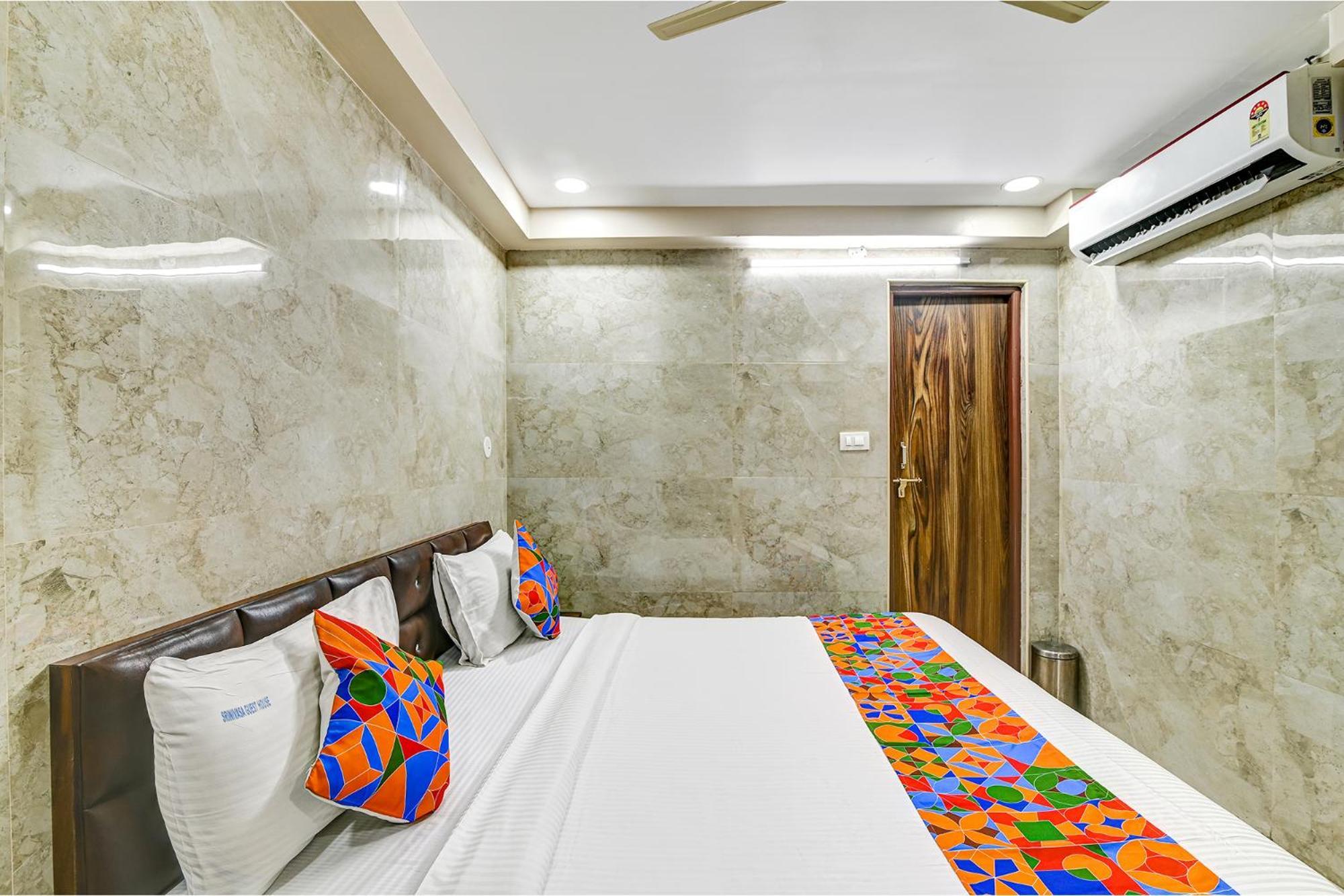 Fabhotel Srinivasa - Nr Alipir Pc