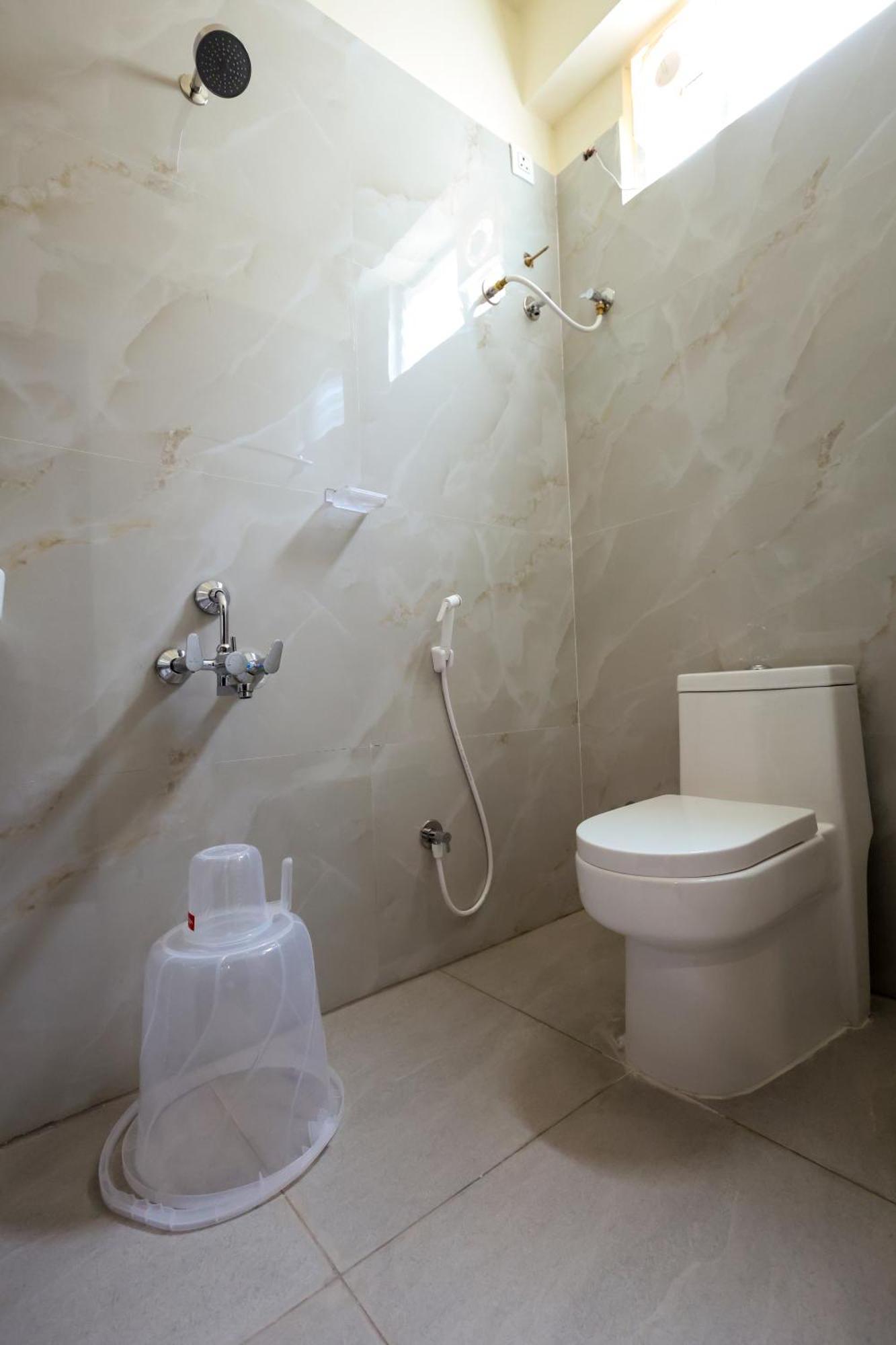 Olive Nest- Bus Stand- 300 Meters, Railway Station- 400 Meters 3* Tirupati