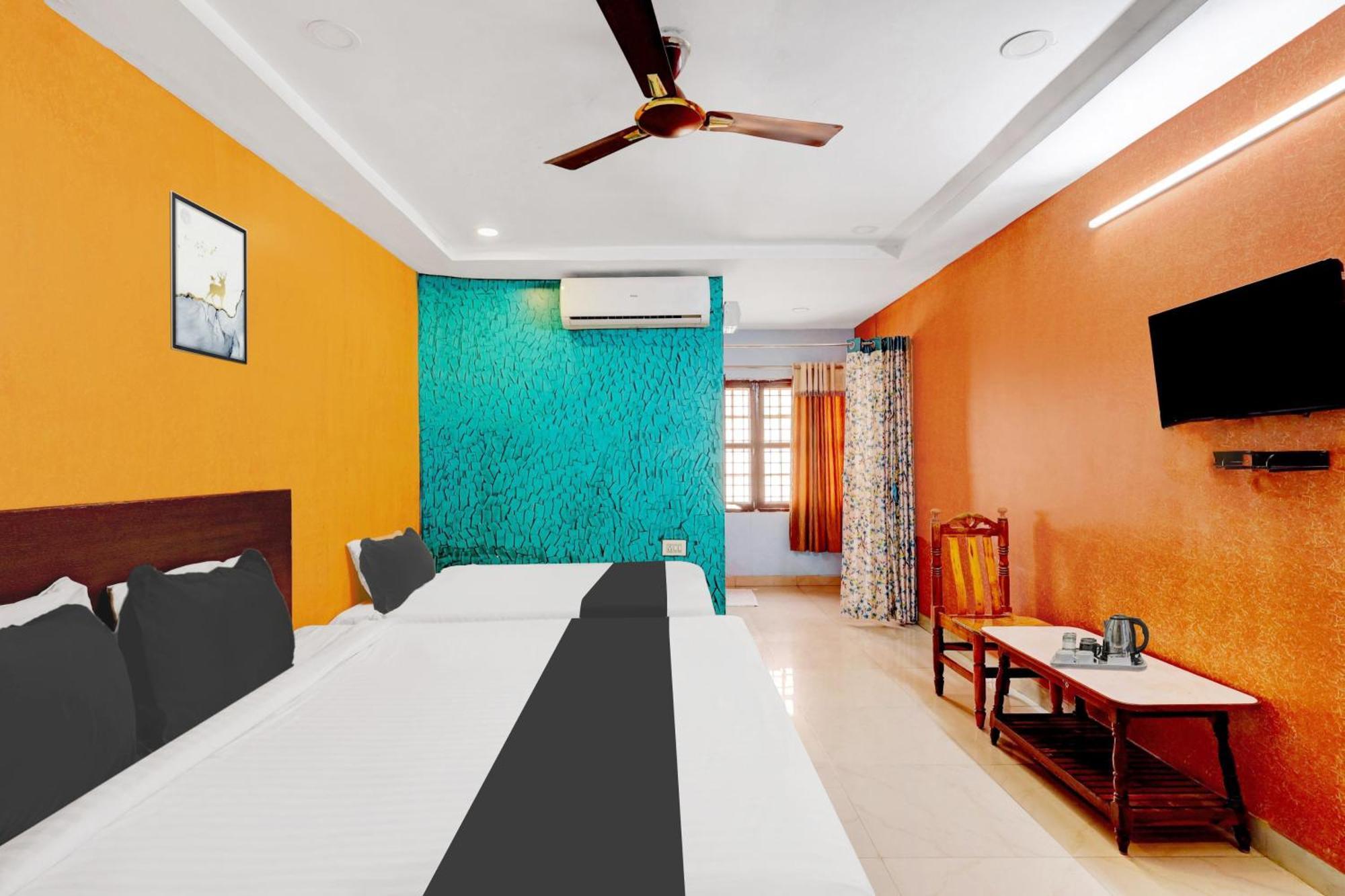 Super O Kennedy Nagar Near Railway Station Hotel