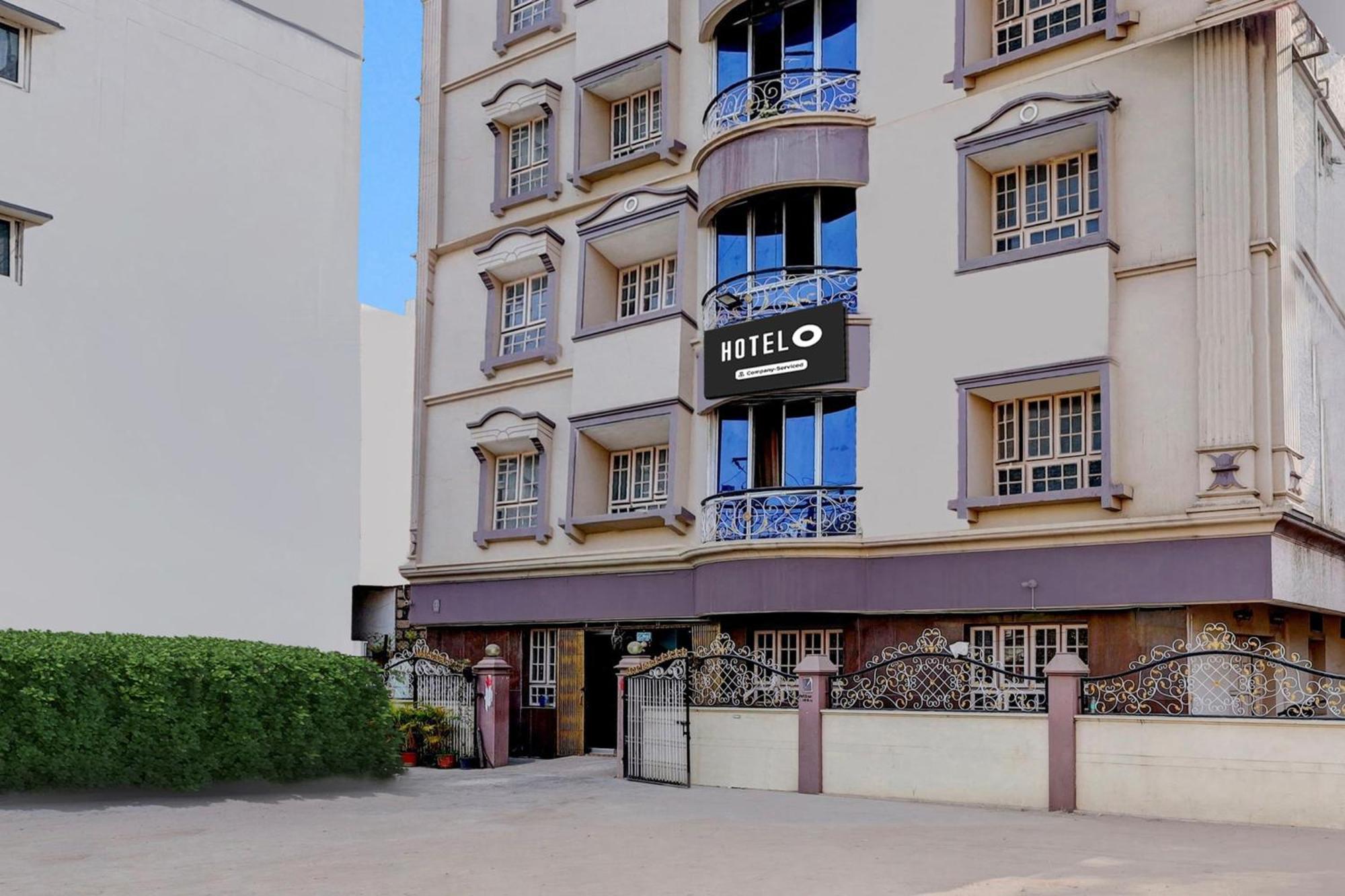 Super O Kennedy Nagar Near Railway Station Hotel Tirupati