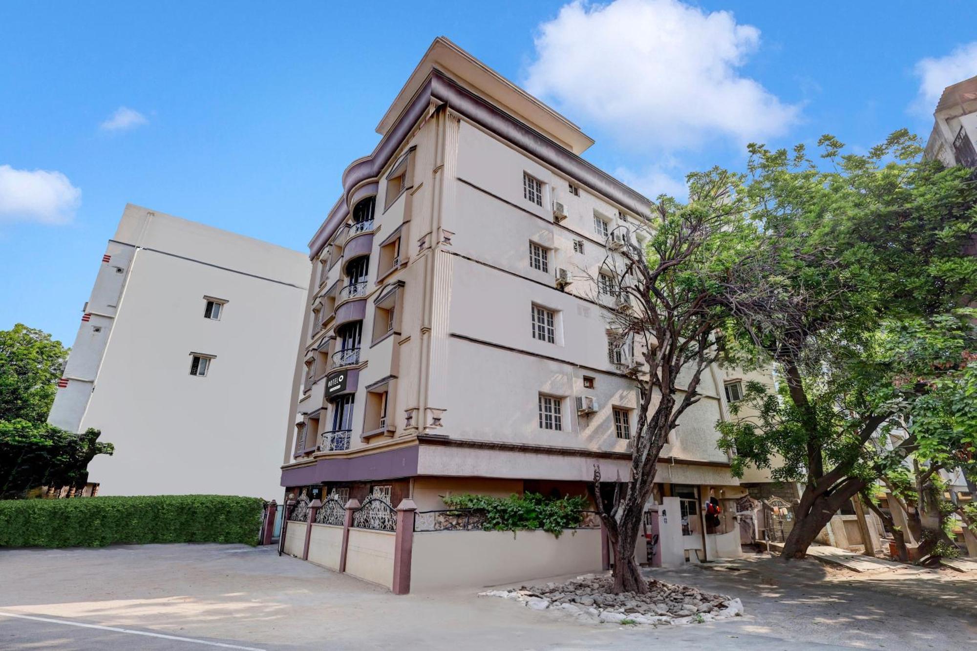 Hotel Super O Kennedy Nagar Near Railway Station 4*