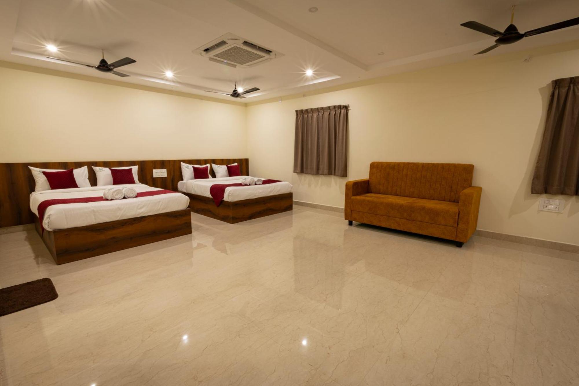 Olive Nest- Bus Stand- 300 Meters, Railway Station- 400 Meters Hotel