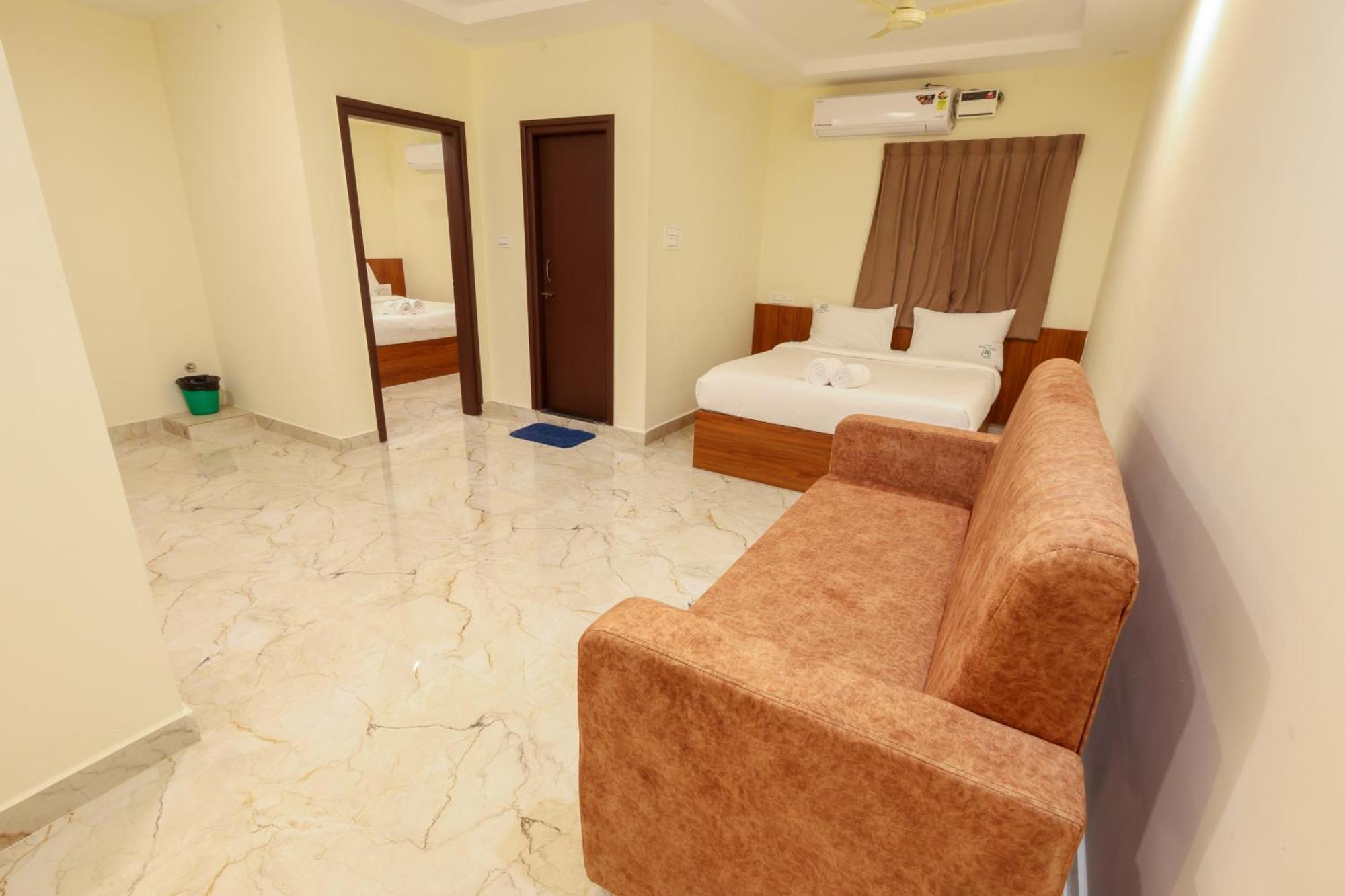Hotel Olive Nest- Bus Stand- 300 Meters, Railway Station- 400 Meters