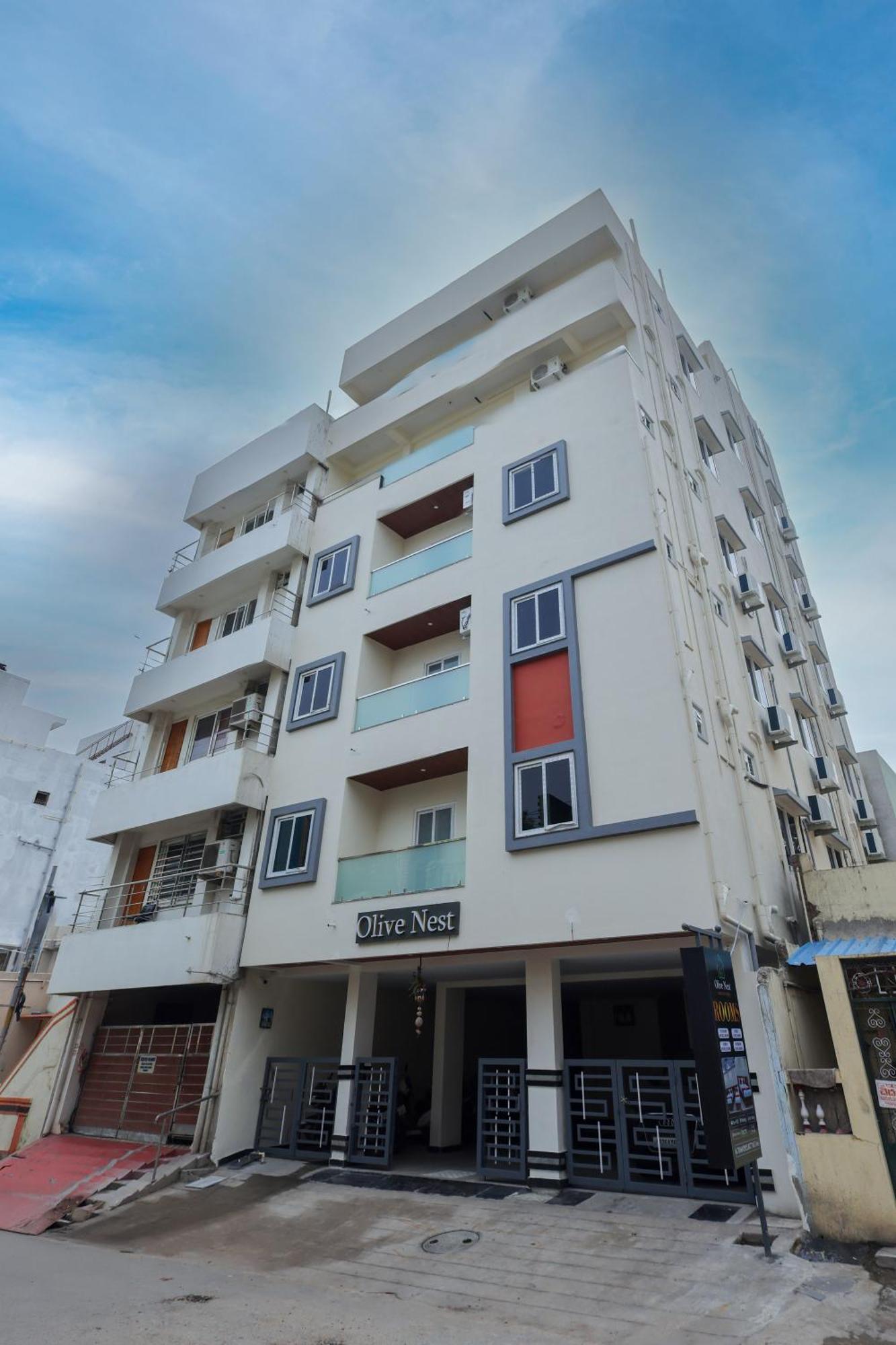 Hotel Olive Nest- Bus Stand- 300 Meters, Railway Station- 400 Meters Tirupati