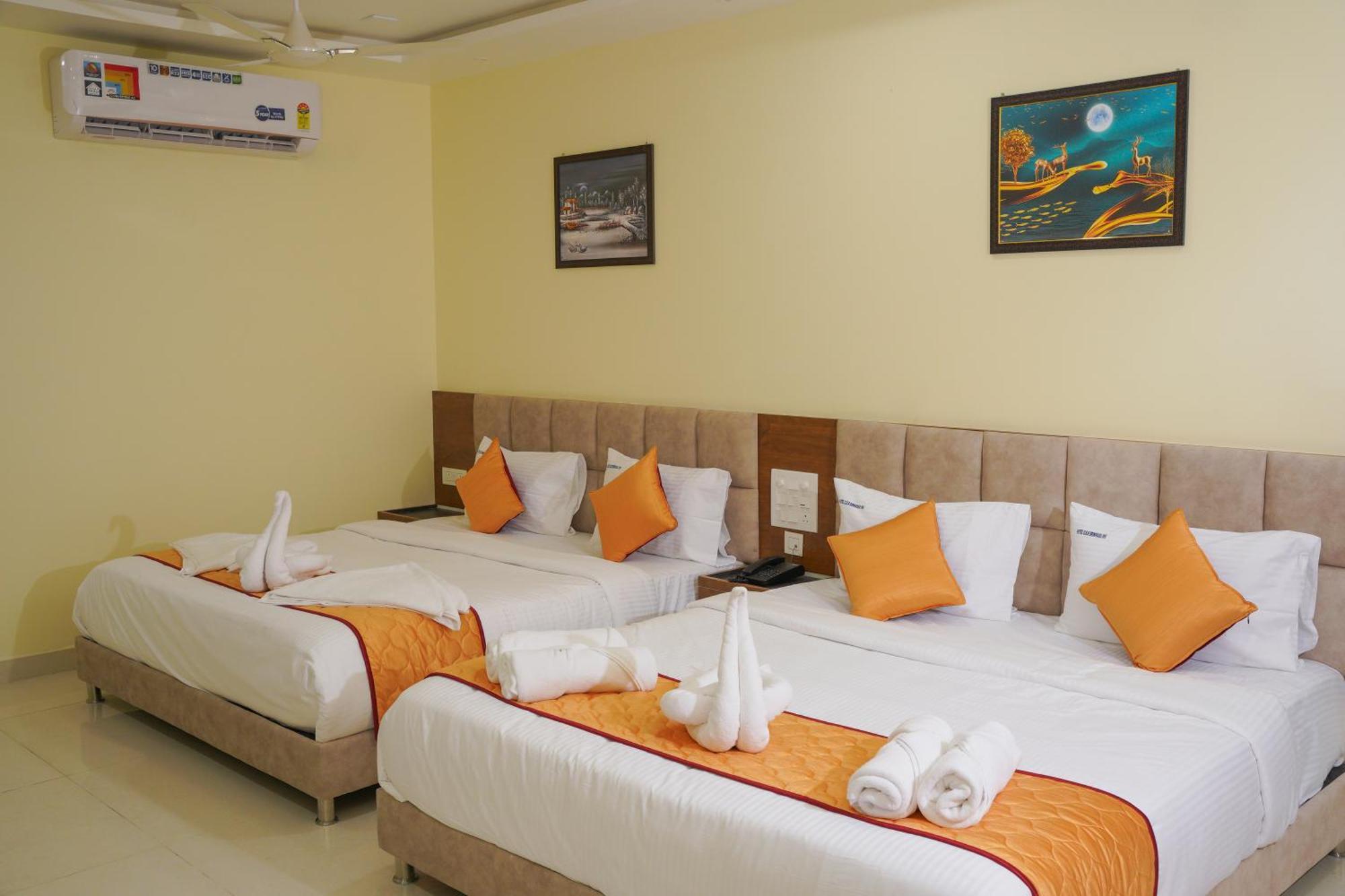 Gsr Srinivasa Hotel 3*