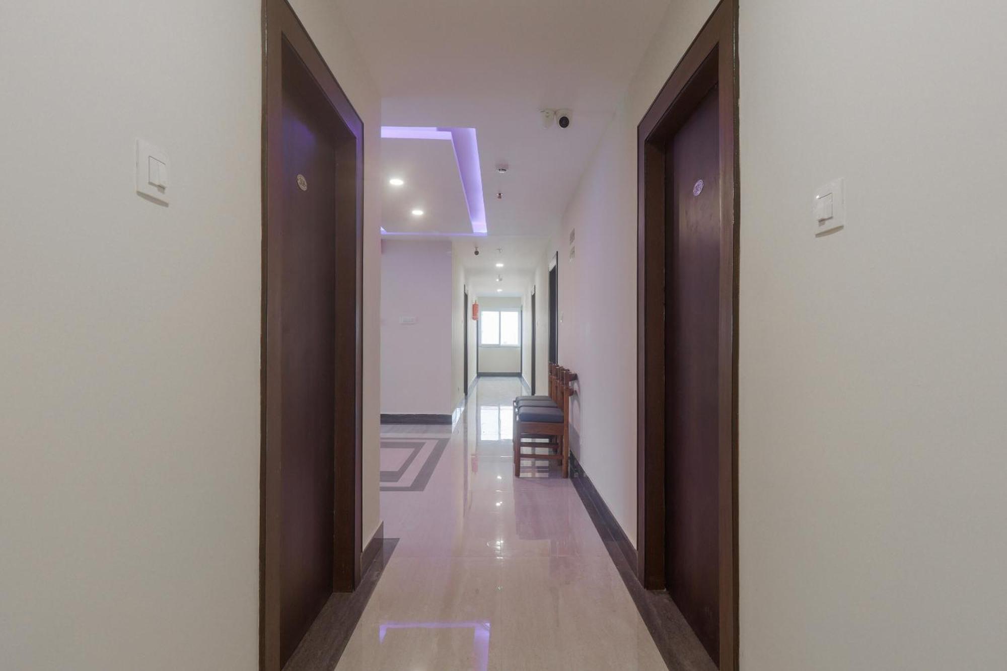 Super Townhouse Dj Grand 4* Tirupati