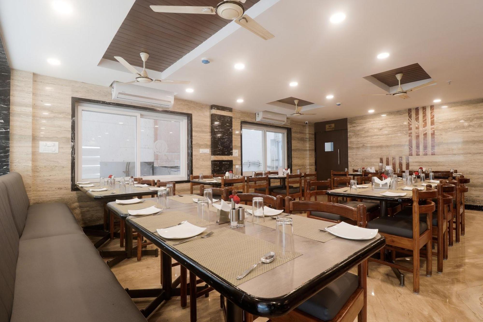 Super Townhouse Dj Grand Hotel Tirupati