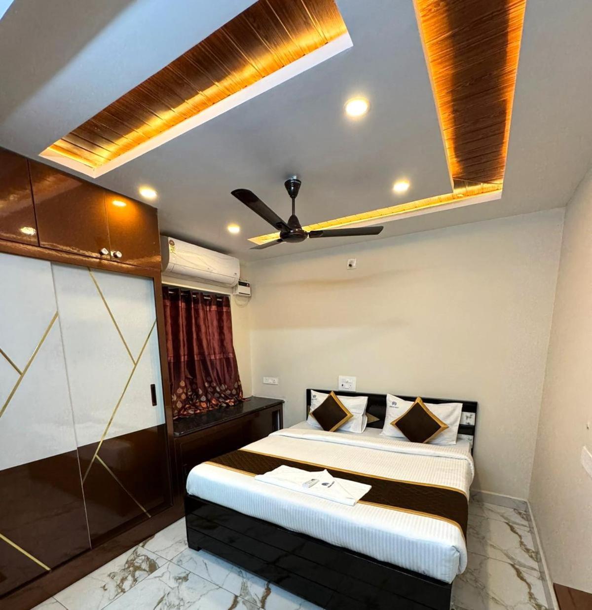 Urban Nest Apartment *