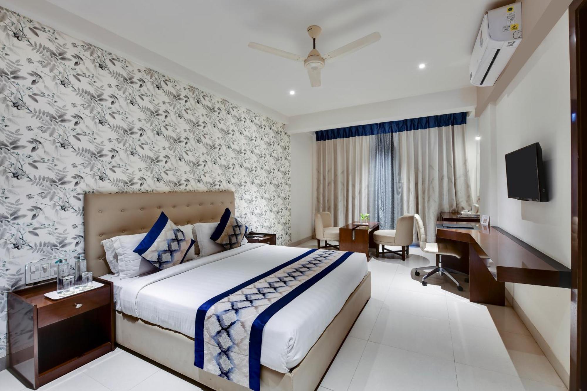 Hotel Am Kollection - Manasa Inn, Tirupati