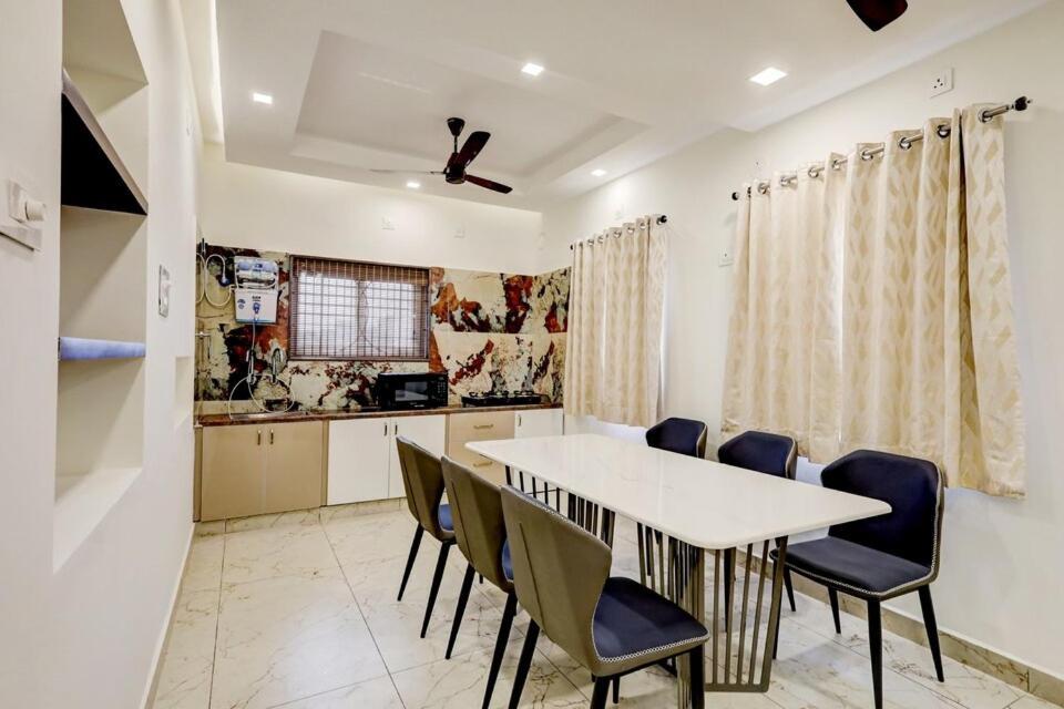 Villa Vista *