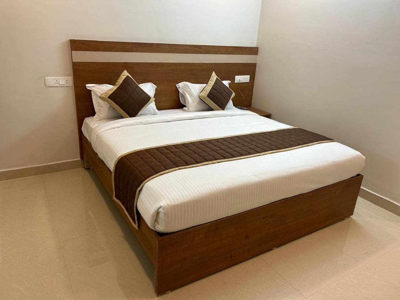 Vamana By Ana Holidays Tirupati