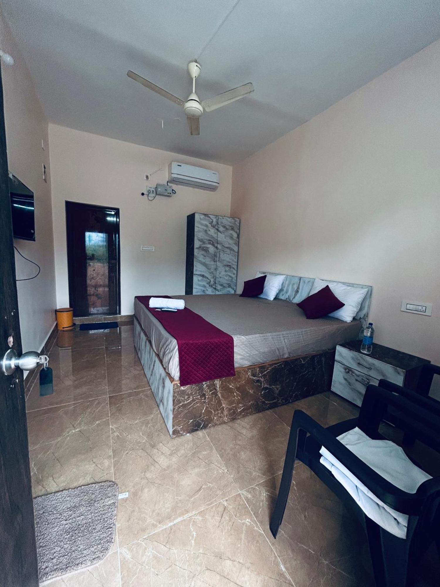 Hotel Anandasai Residency *