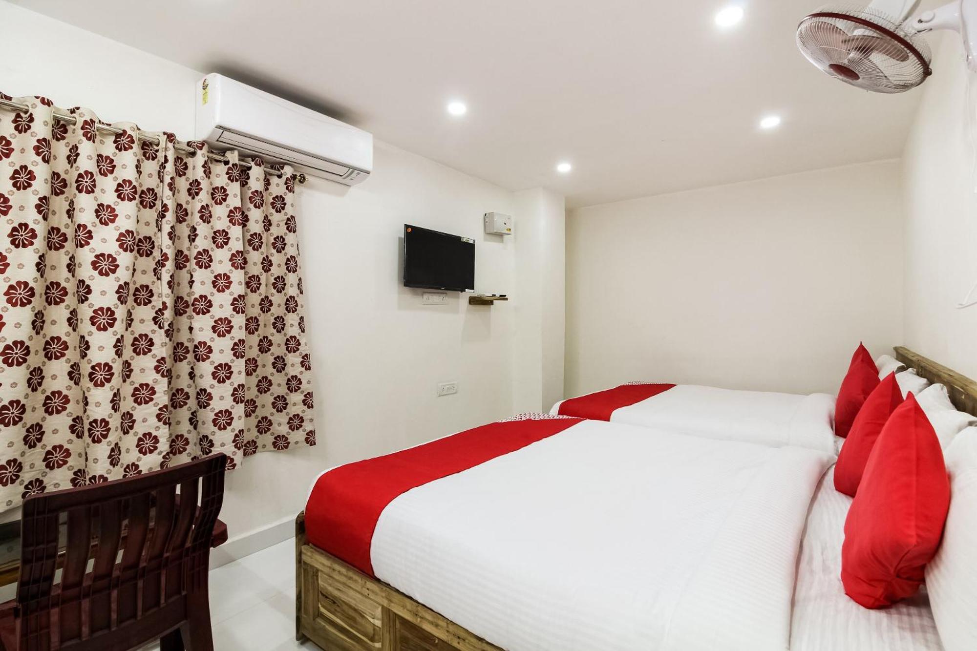 Collection O Sree Guru Lakshmi Residency Tirupati