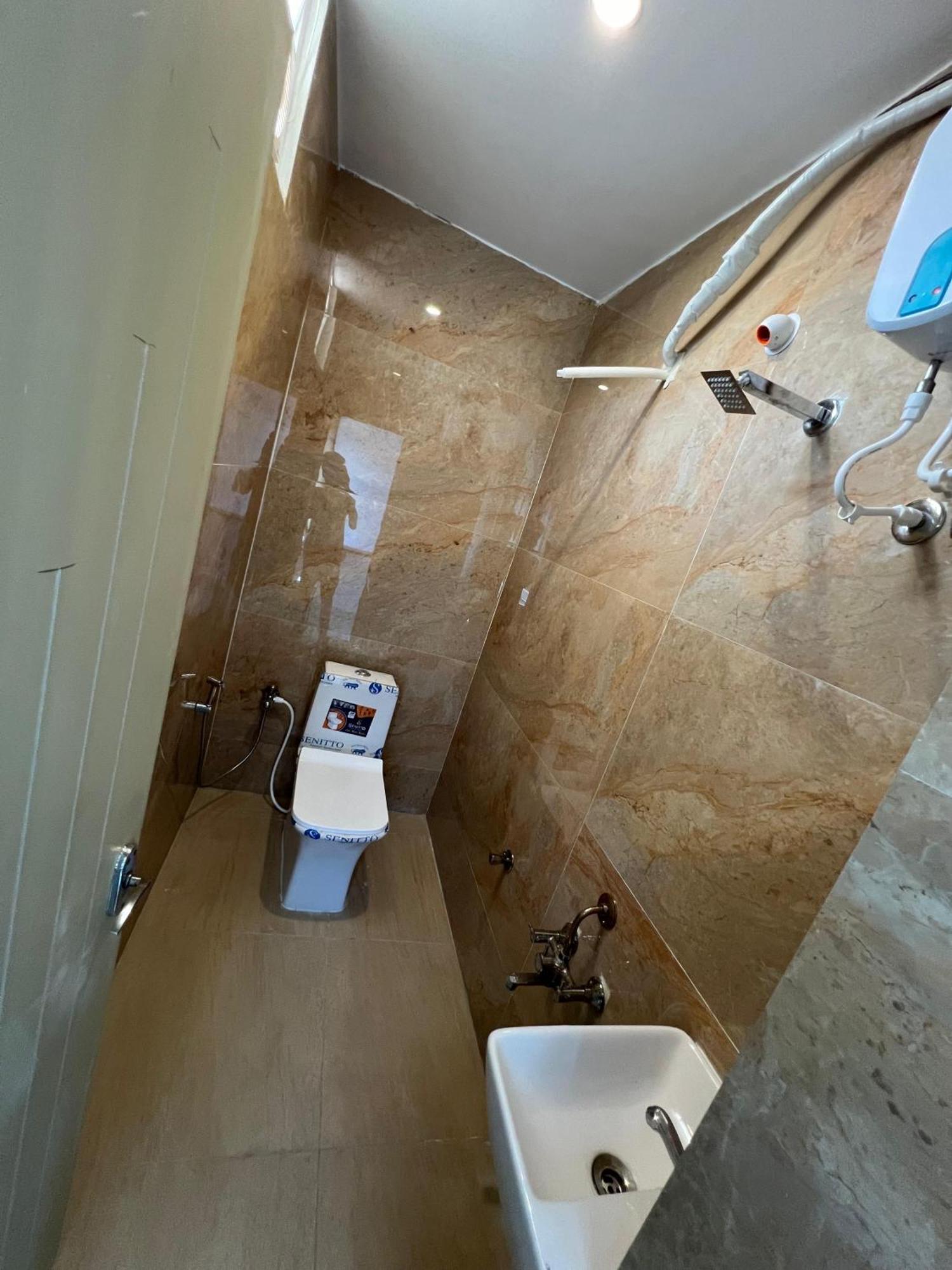 Snr Venus Hotel Tirupati