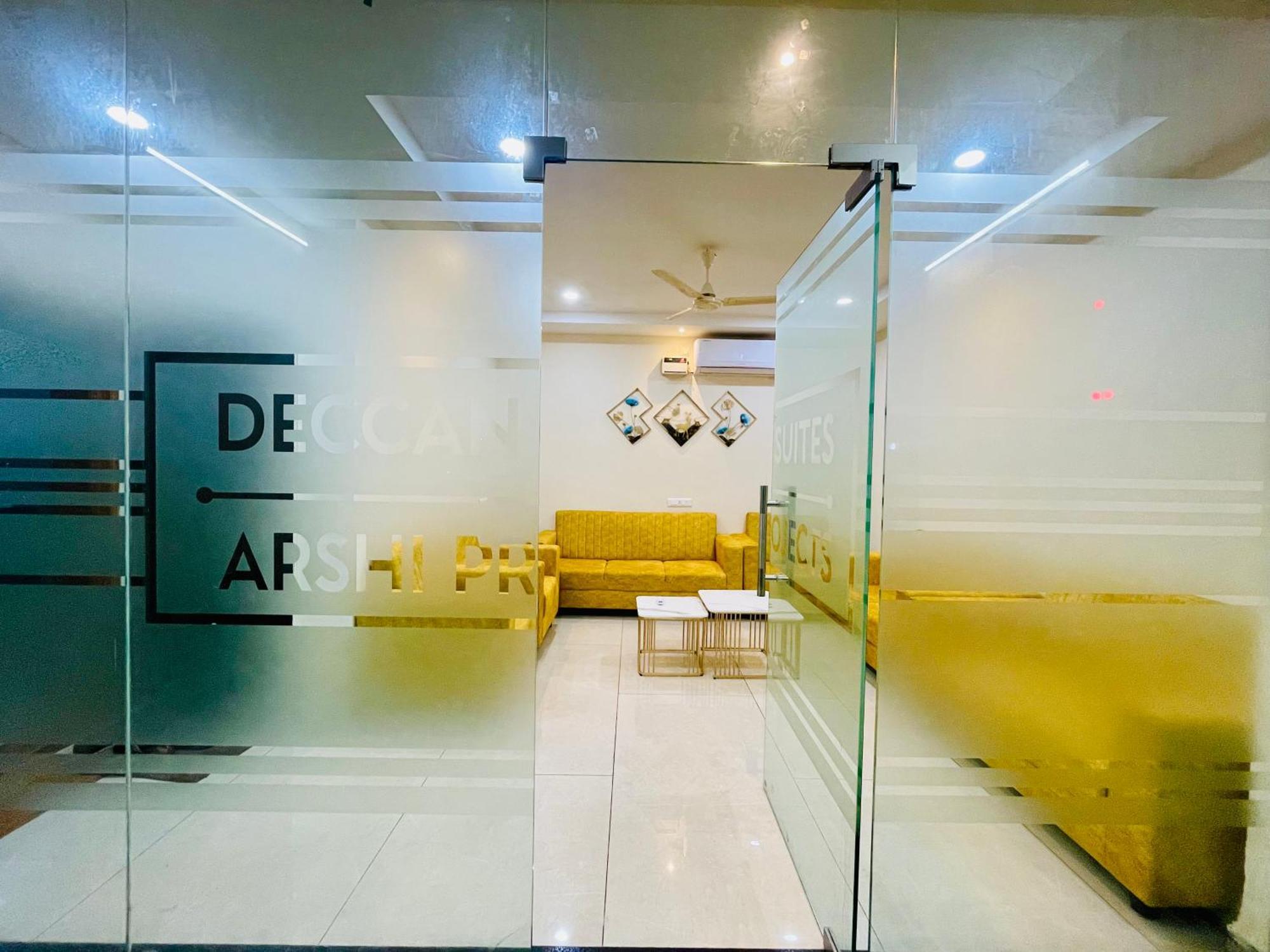 Deccan Suites, 2*