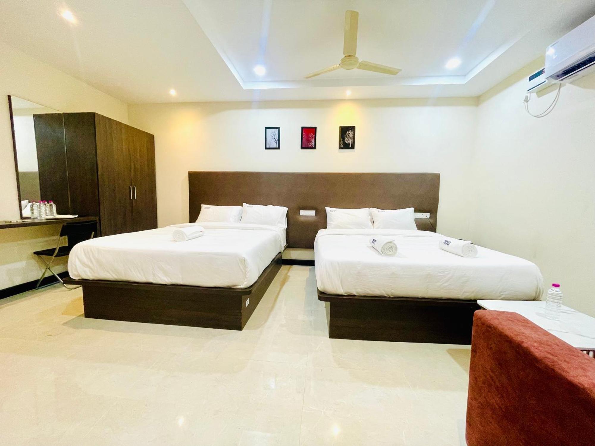 Hotel Deccan Suites,