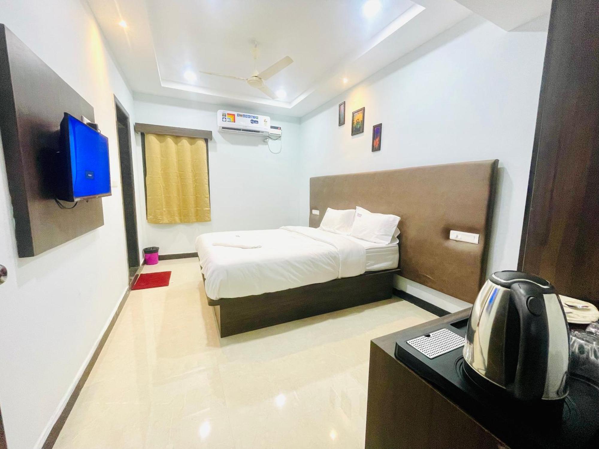 Hotel Deccan Suites, Tirupati