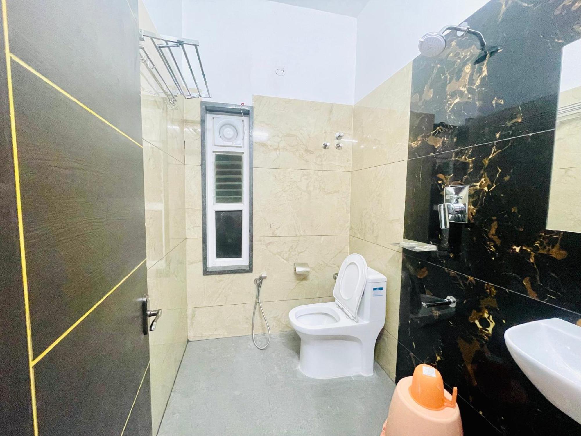 Deccan Suites,