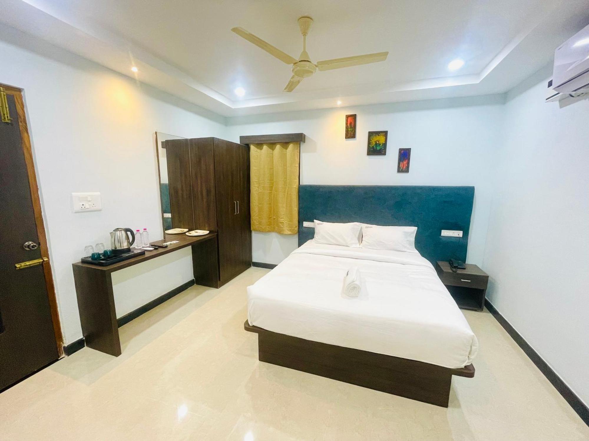 Deccan Suites, Hotel 2*
