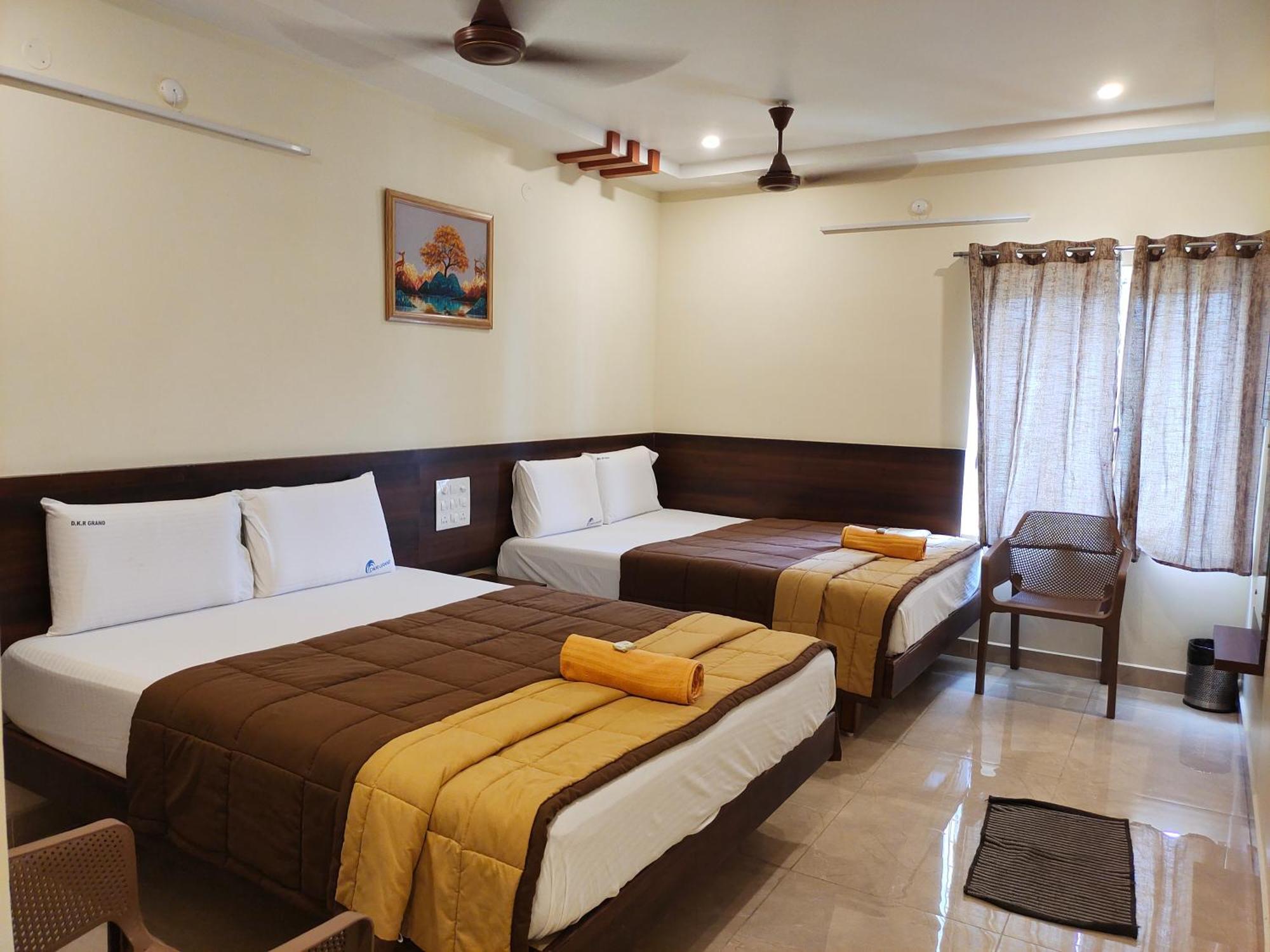 Dkr Grand 2* Tirupati