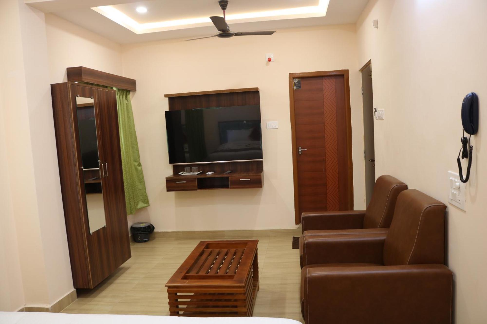 Virinchi Ultra Comforts * Tirupati