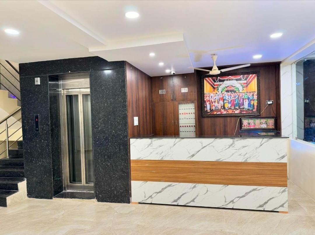 Hotel Dkr Grand Tirupati