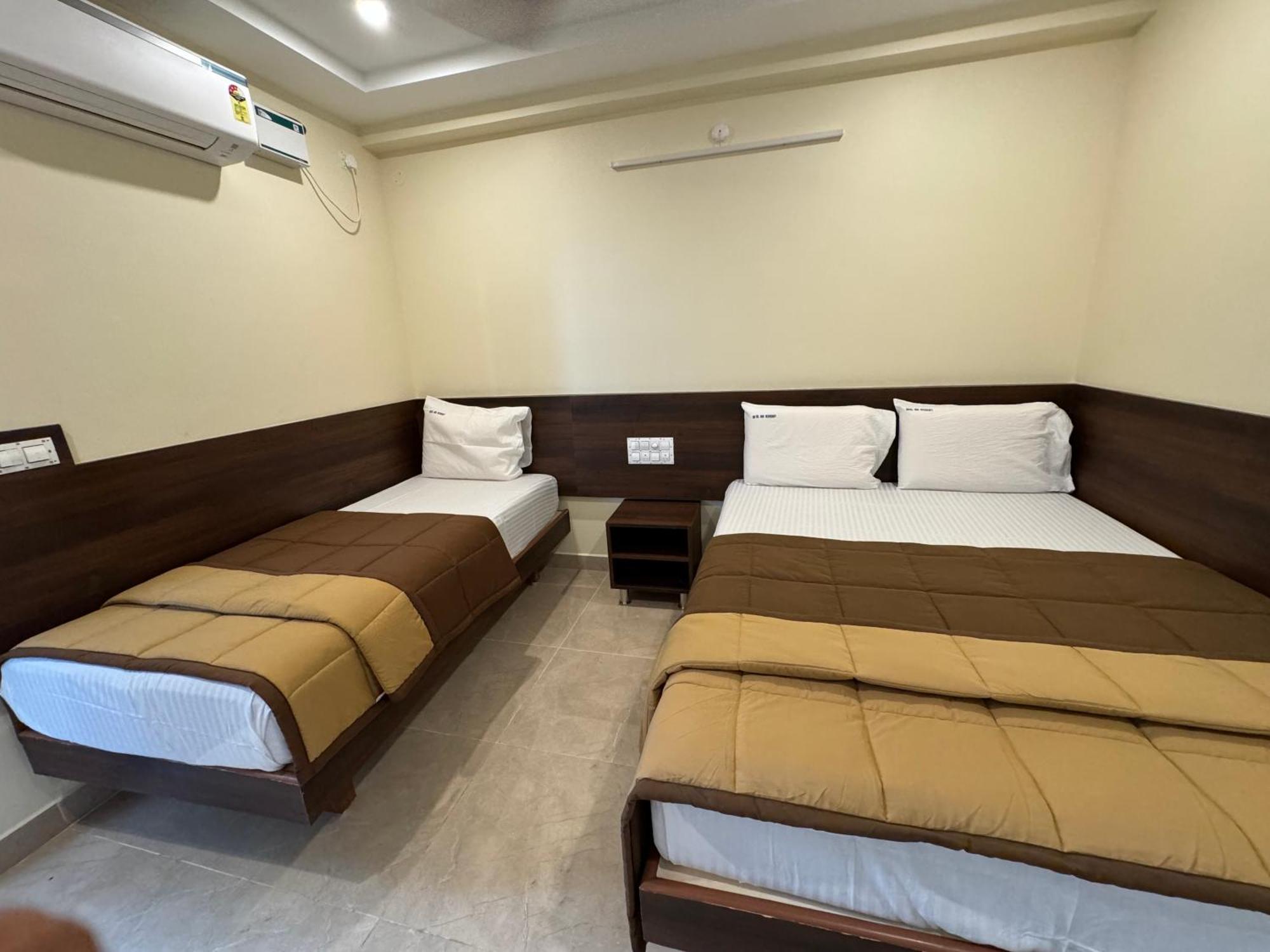 Dkr Grand Hotel