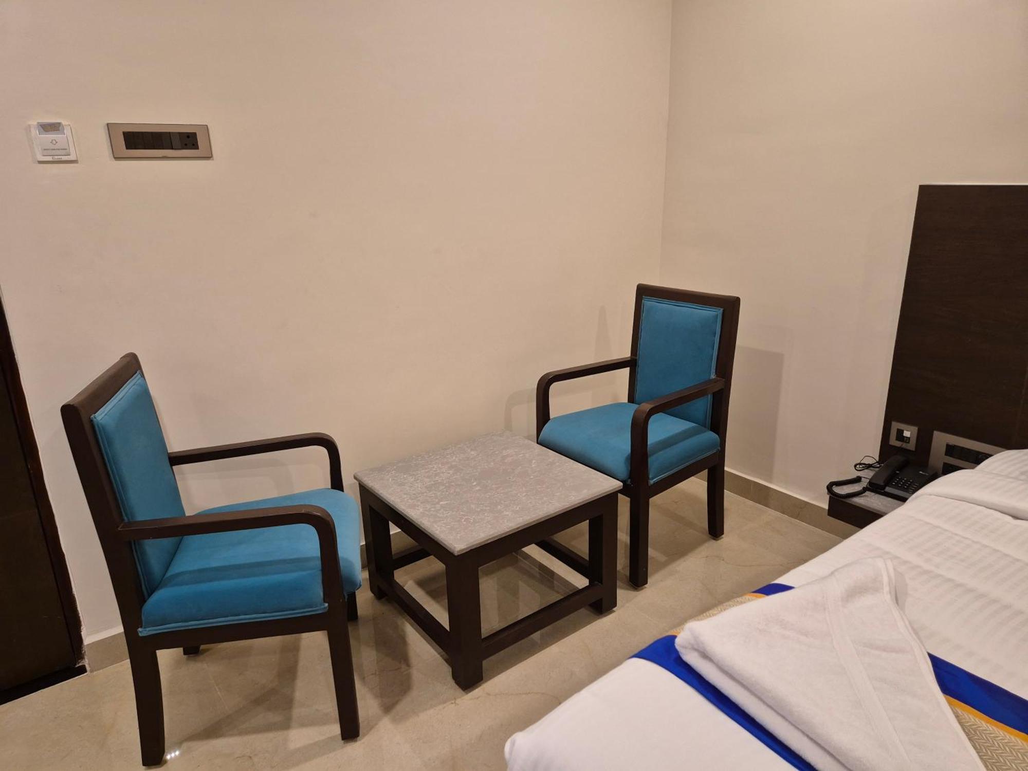 Janas Hotel