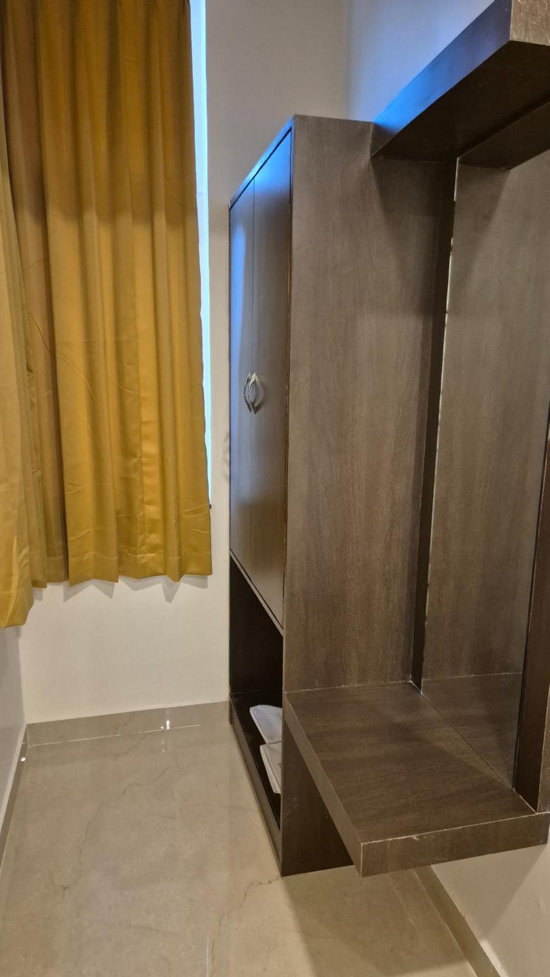 Janas Hotel Tirupati
