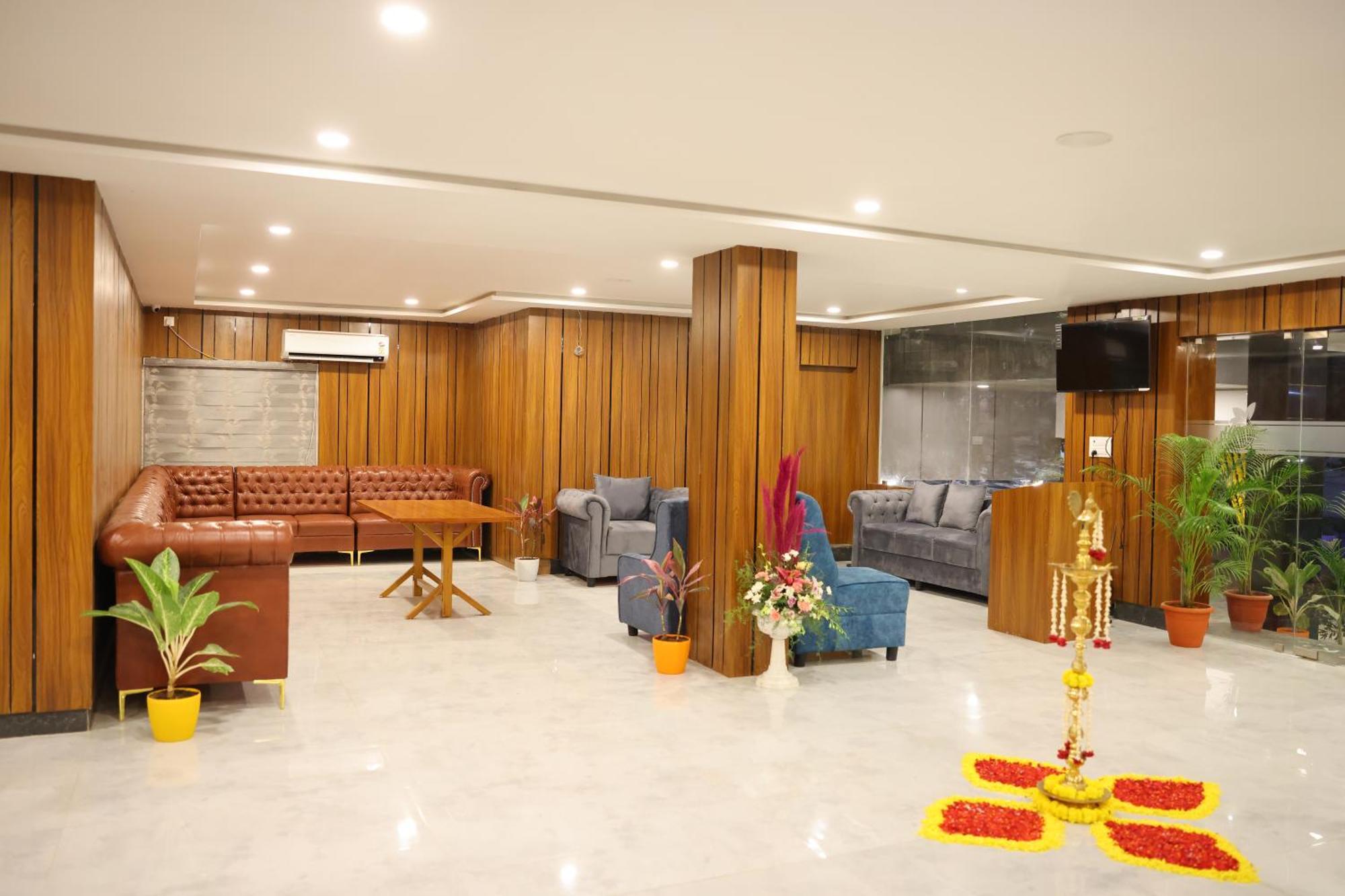Grand Orchid 3*