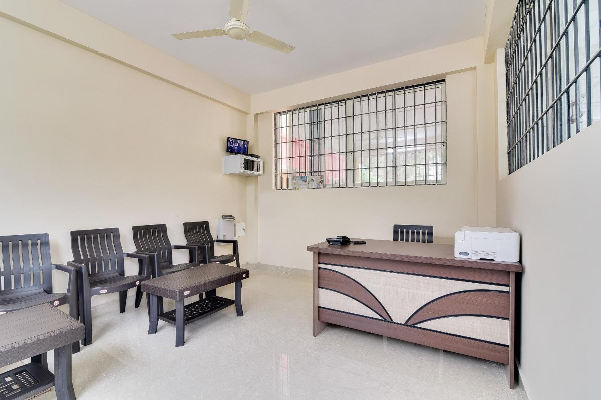 O Tnr Residency Hotel