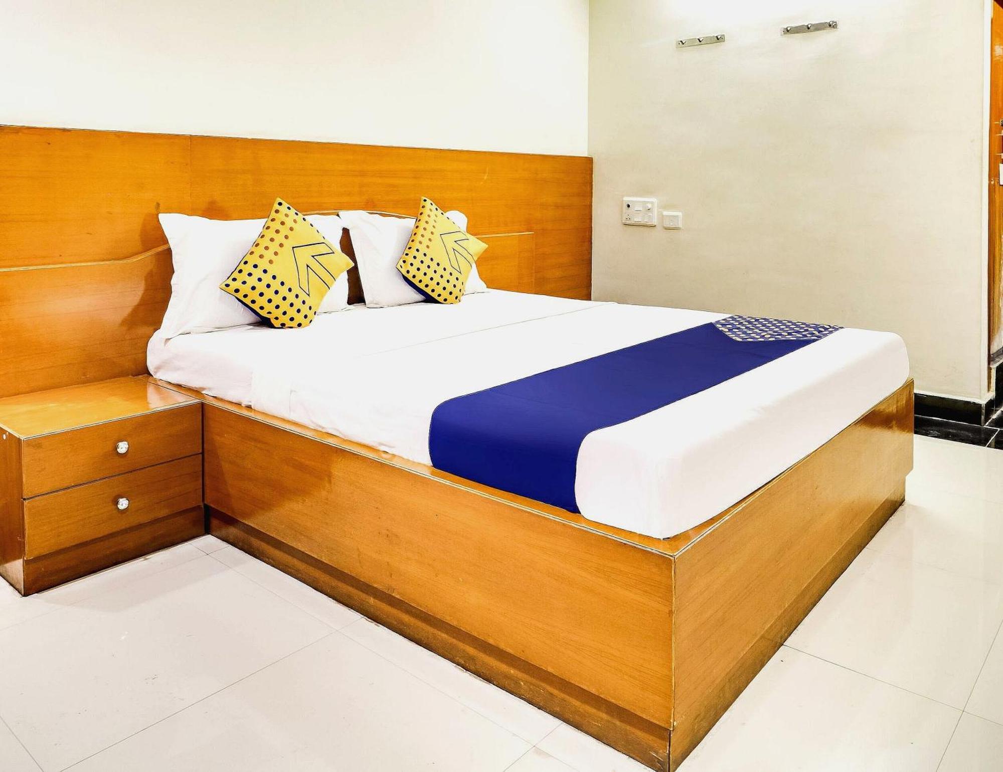 Spot On Srinivasa Residency Hotel