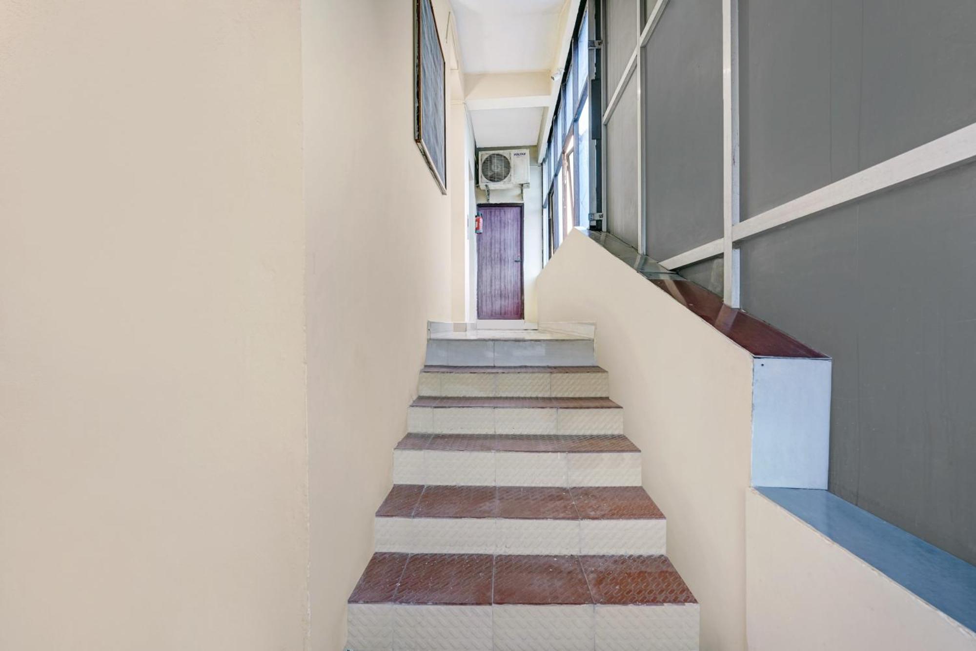 Hotel O Elite Park Tirupati