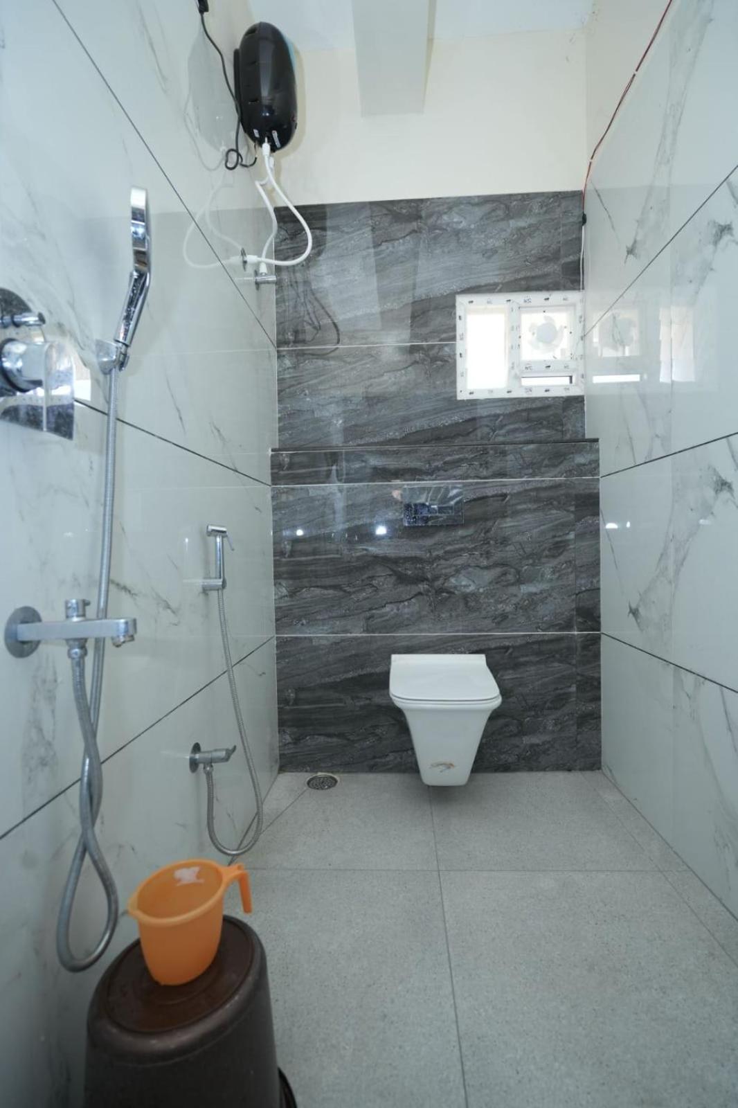 Brand-new Ultra-luxurious & Super Spacious 3bhk In The Heart Of The * Tirupati