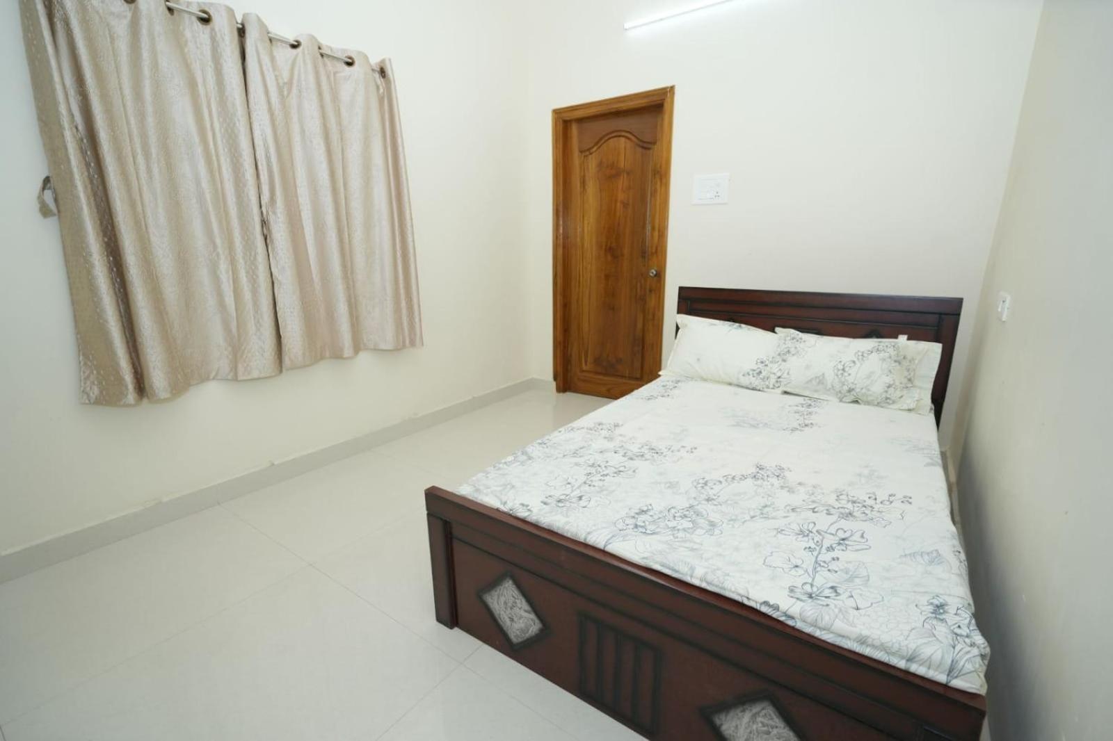 Brand-new Ultra-luxurious & Super Spacious 3bhk In The Heart Of The Apartment Tirupati