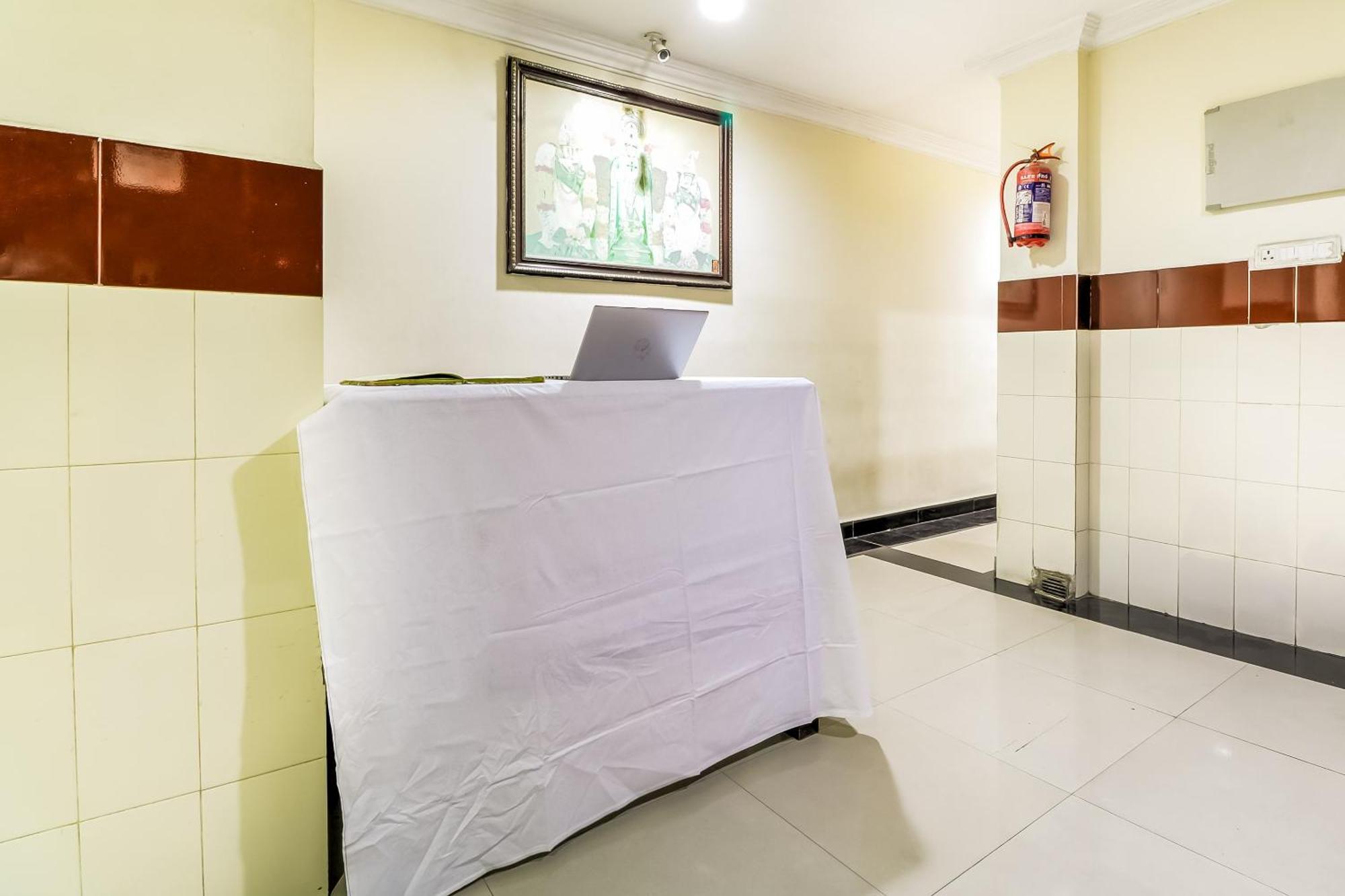 Spot On Srinivasa Residency Tirupati