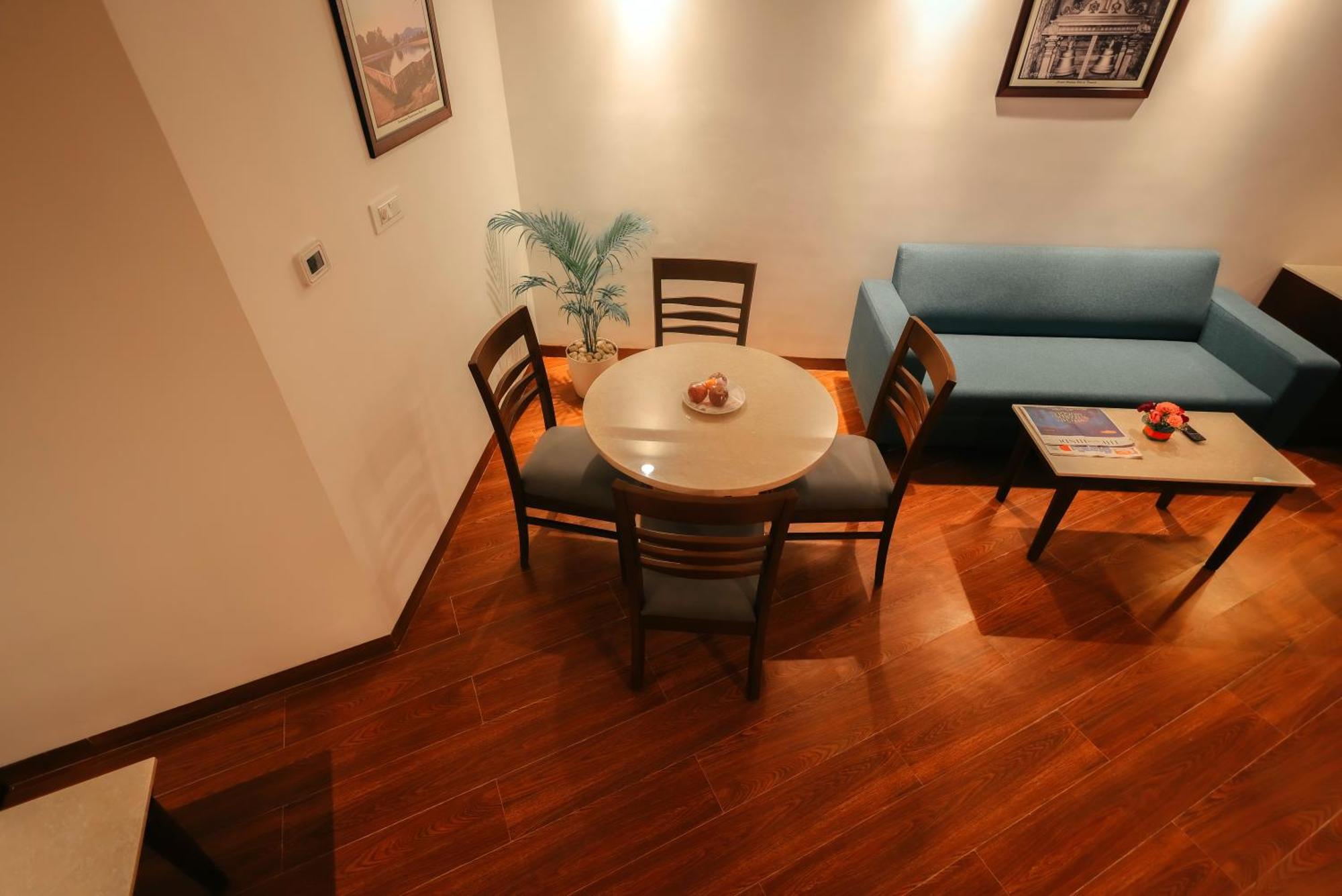 Hotel Ramee Guestline 3*