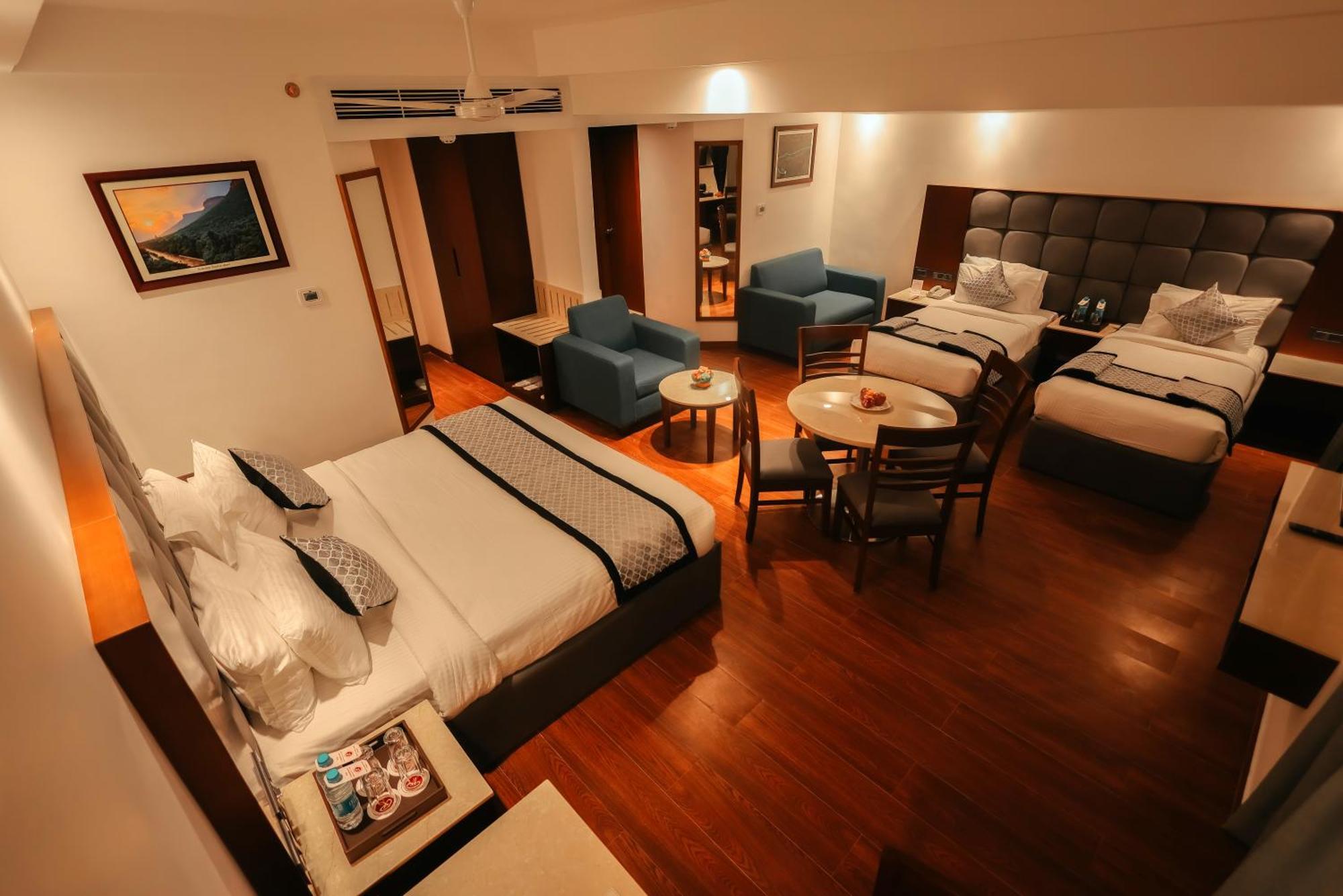 Ramee Guestline Hotel