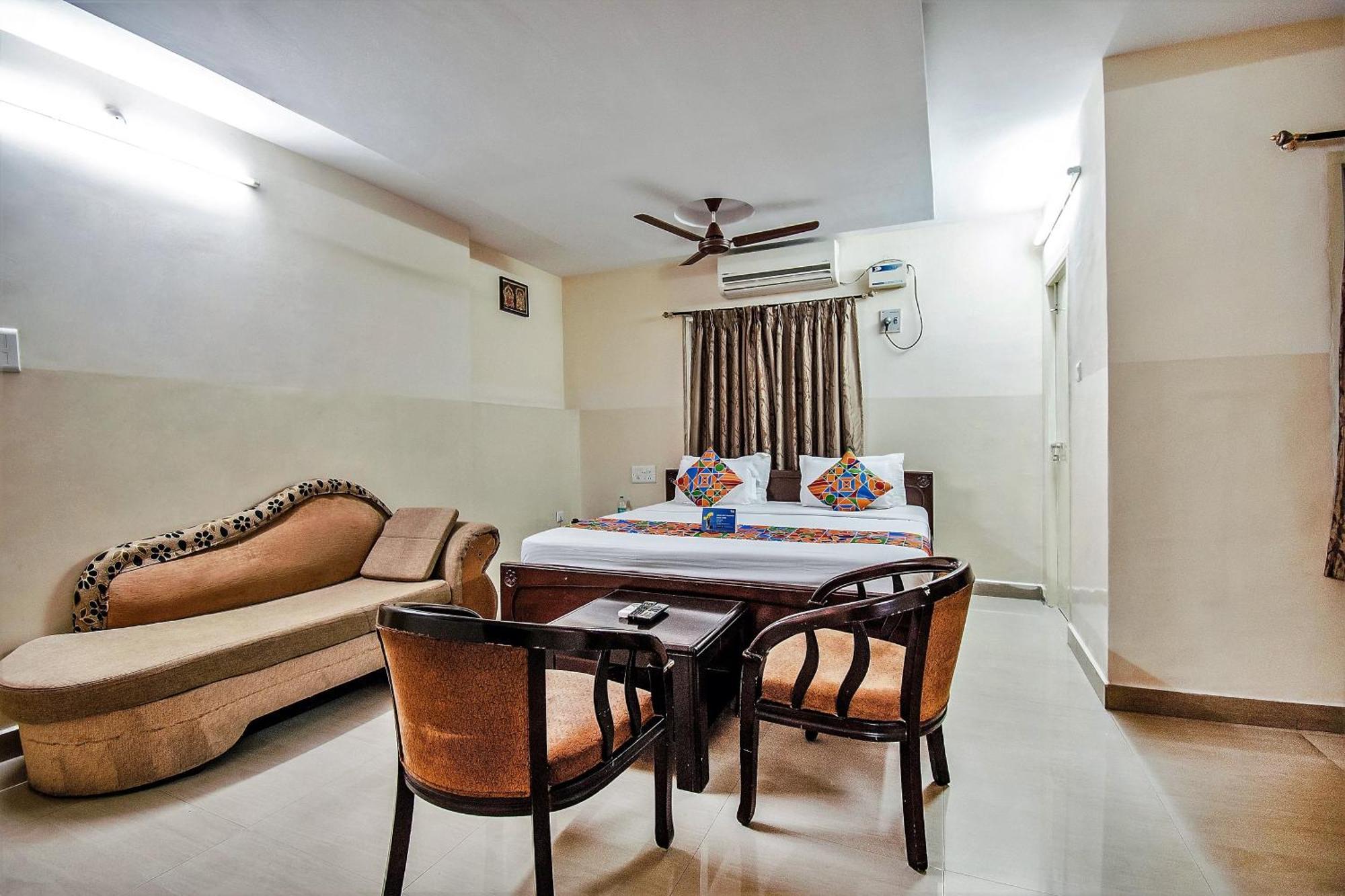 Fabhotel Aditya Yatri Nivas - Nr Railway Station 3* Tirupati