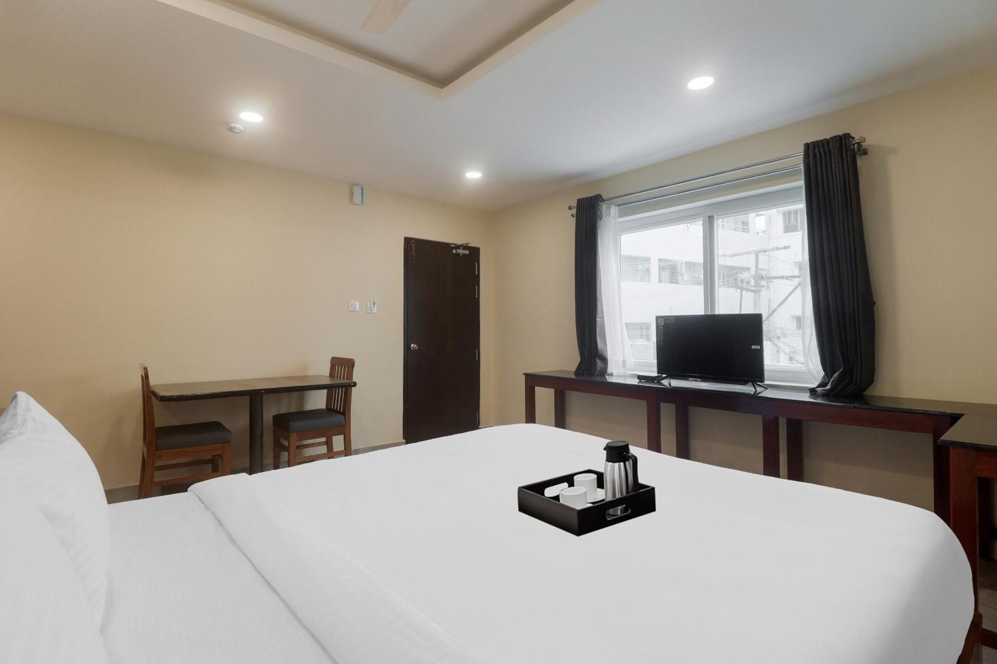 Super Townhouse Dj Grand Hotel Tirupati