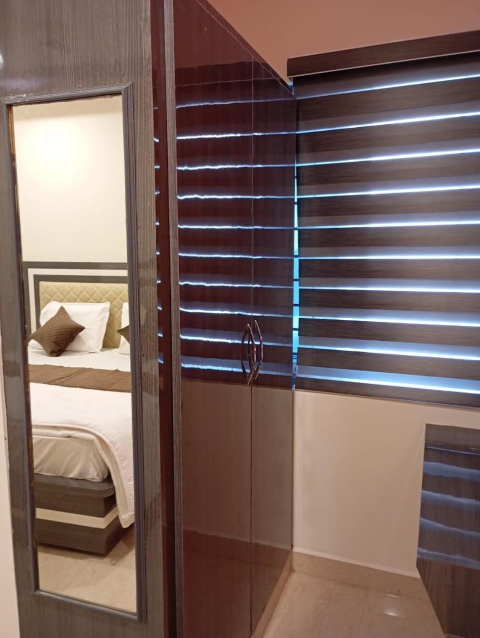 Aadya New Luxury Hotel Tirupati
