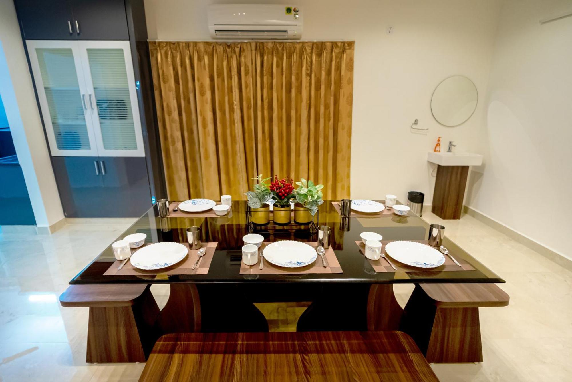 Apartment Mahas Vrindavan By Mahas - 3 Bhk Flats - Fully Airconditioned