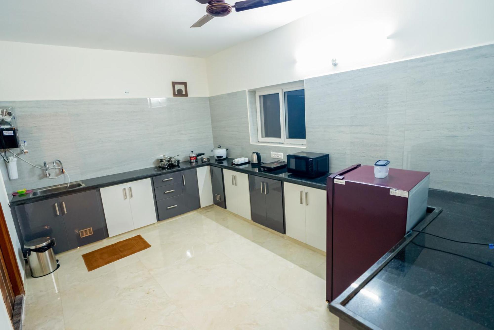 Apartment Mahas Vrindavan By Mahas - 3 Bhk Flats - Fully Airconditioned *