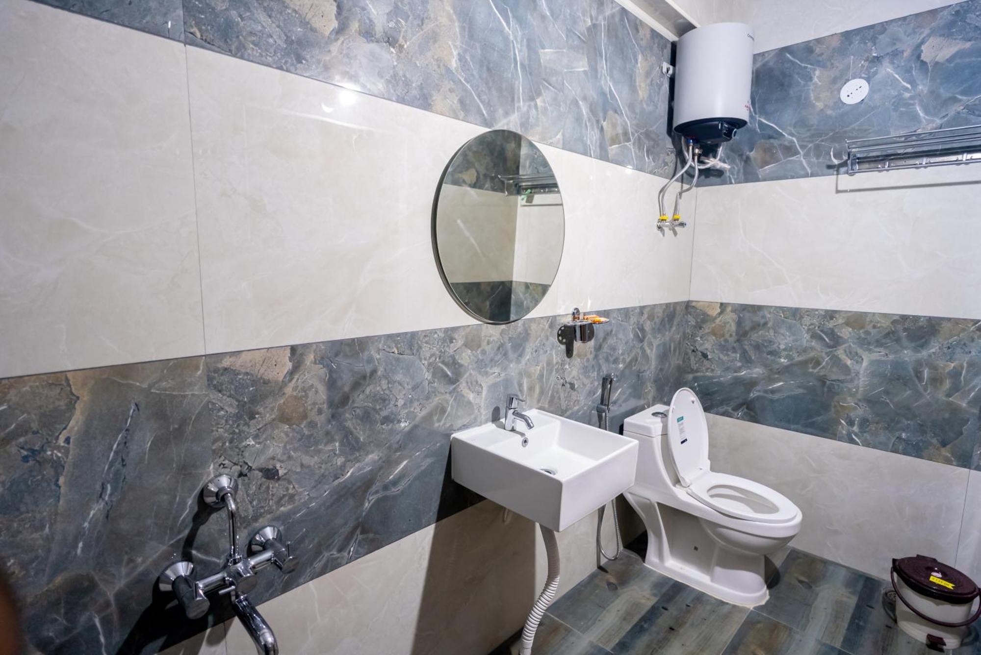 Mahas Vrindavan By Mahas - 3 Bhk Flats - Fully Airconditioned * Tirupati